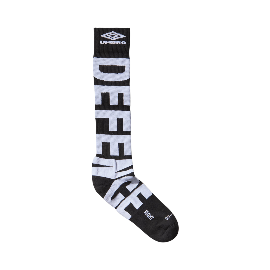 엄브로 x 슬램잼 오펜스 디펜스 삭스 블랙 화이트(Umbro x Slam Jam Offence Defence Socks Black White)