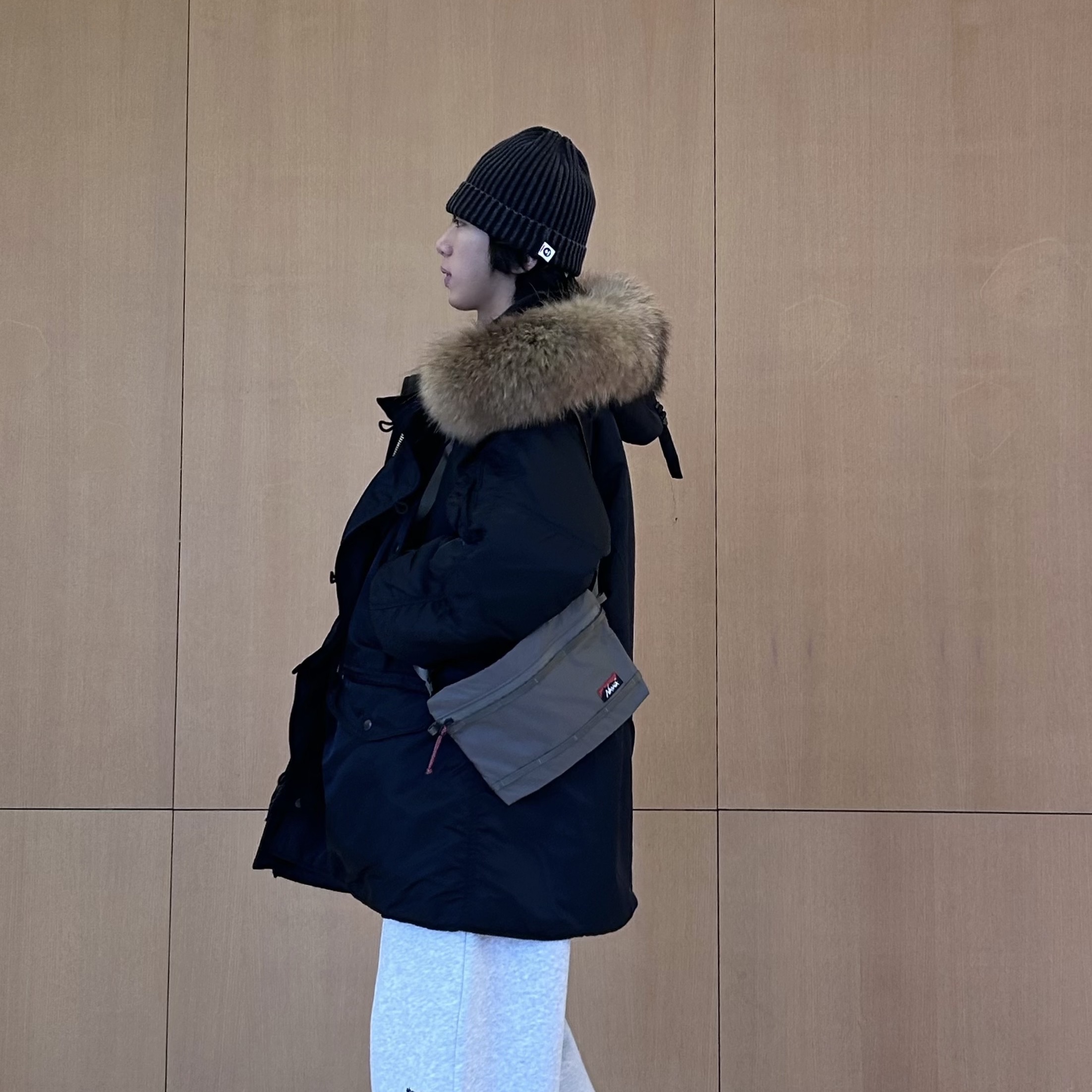 Nanga Aurora Tex Sacoche Medium Grey - 25FW 착용 스타일 - 3