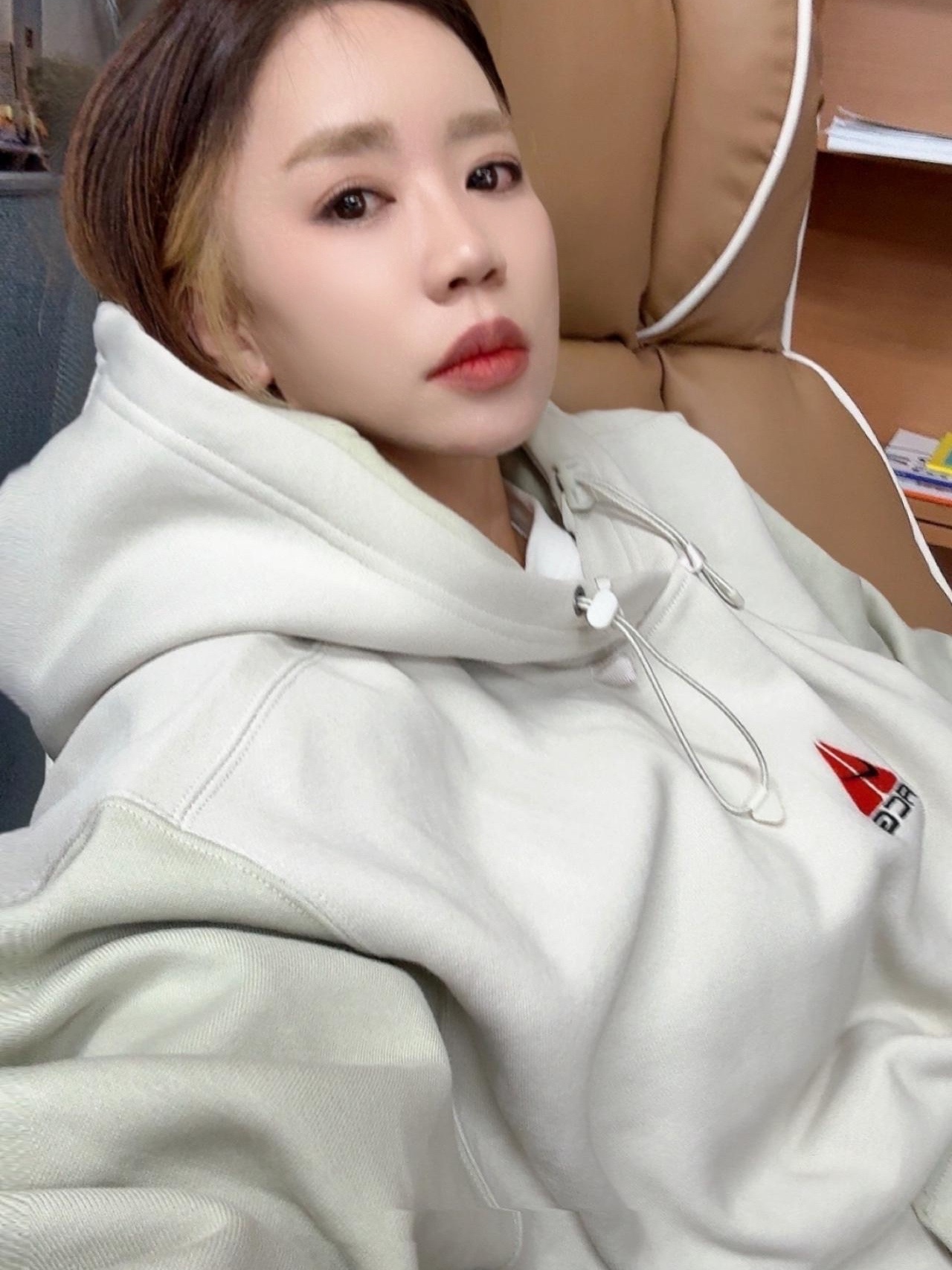 Nike ACG Therma-Fit Pullover Fleece Hoodie Light Bone - Asia 착용 스타일