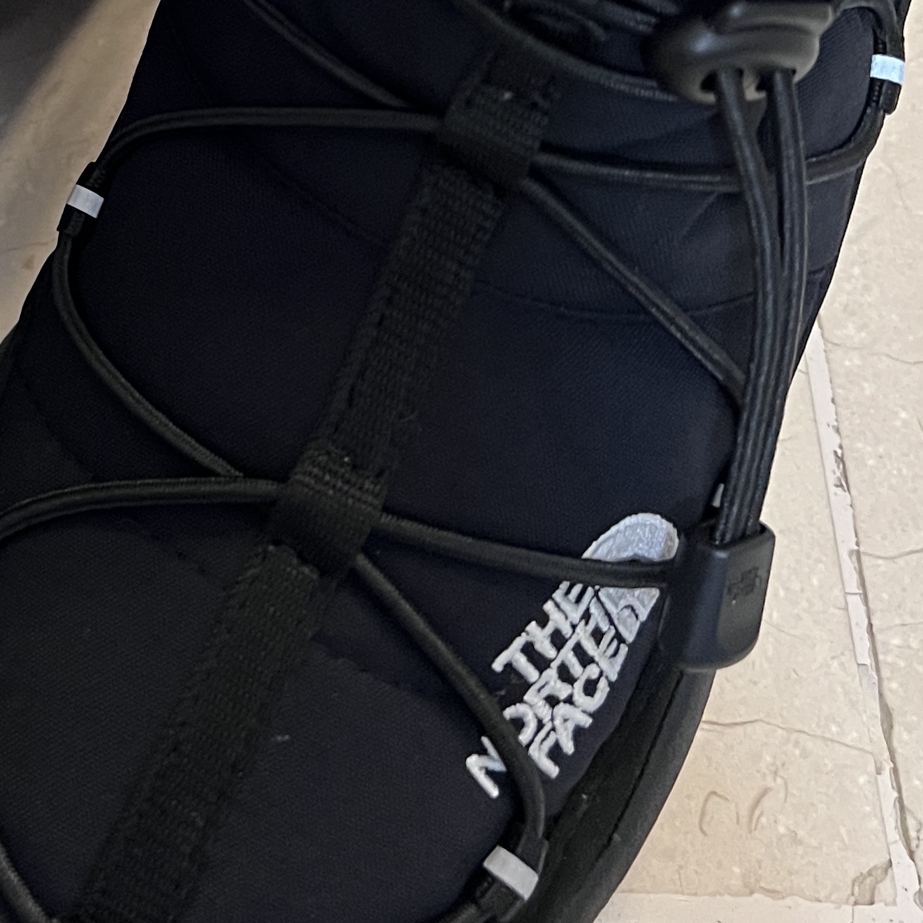 The North Face Borealis Bootie Black - 25FW 착용 스타일