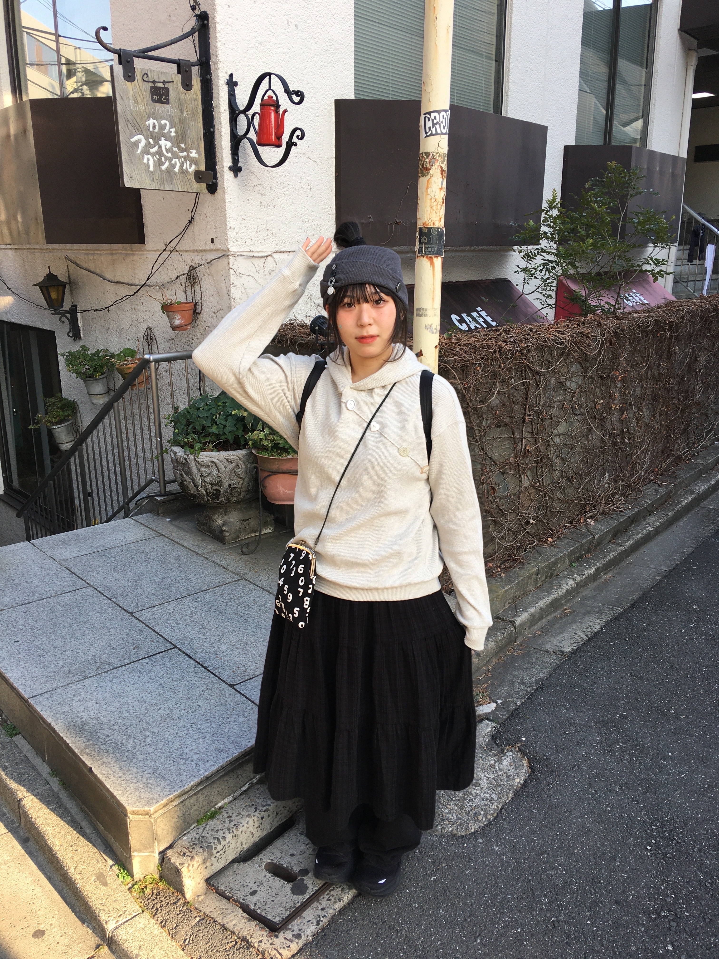 Sou Sou Canvas Soft Gamaguchi Bag Large Black (with 110cm Black Leather Strap), Hoka Bondi 9 Black - Wide 착용 스타일