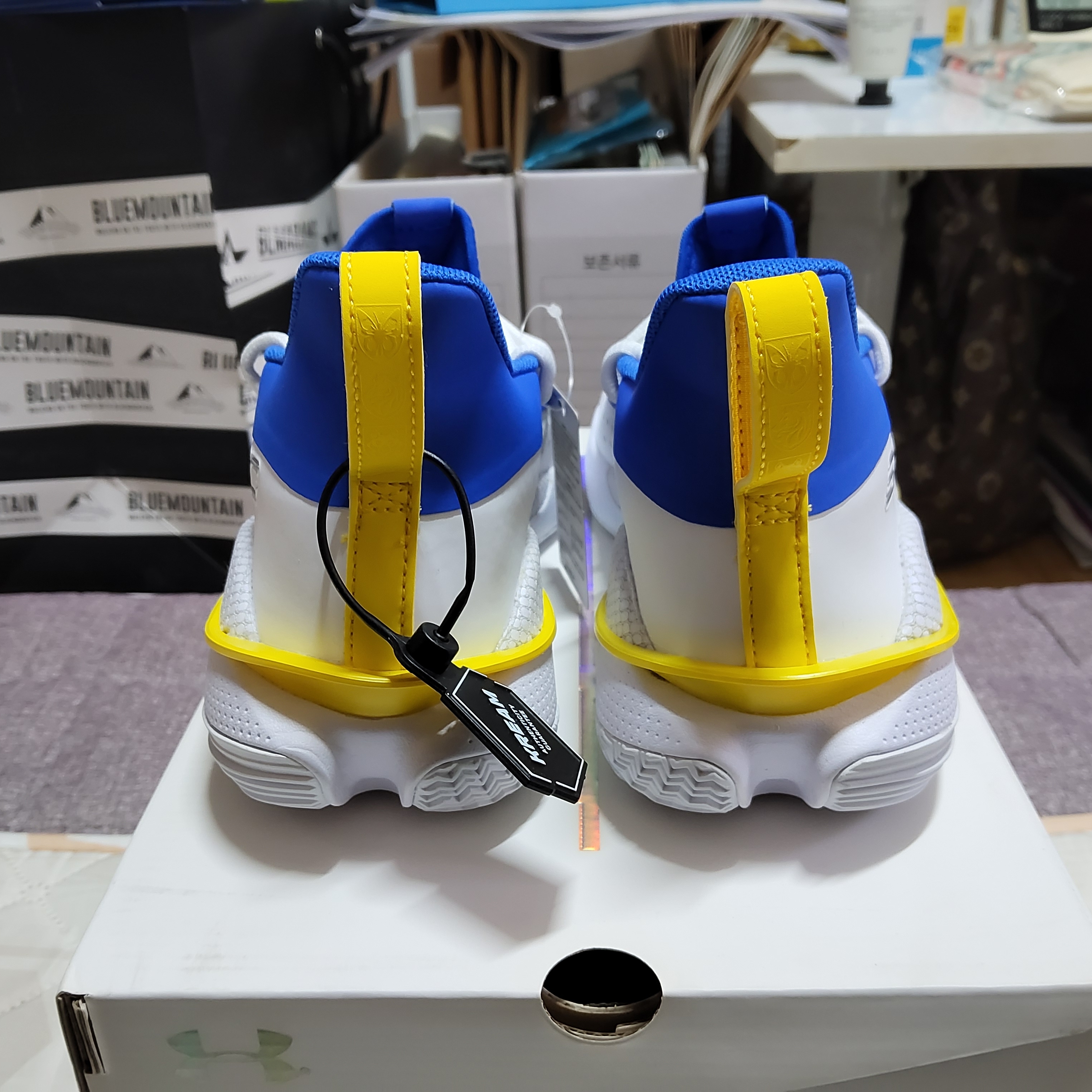 Under Armour Curry 7 Dub Nation 착용 스타일 - 8