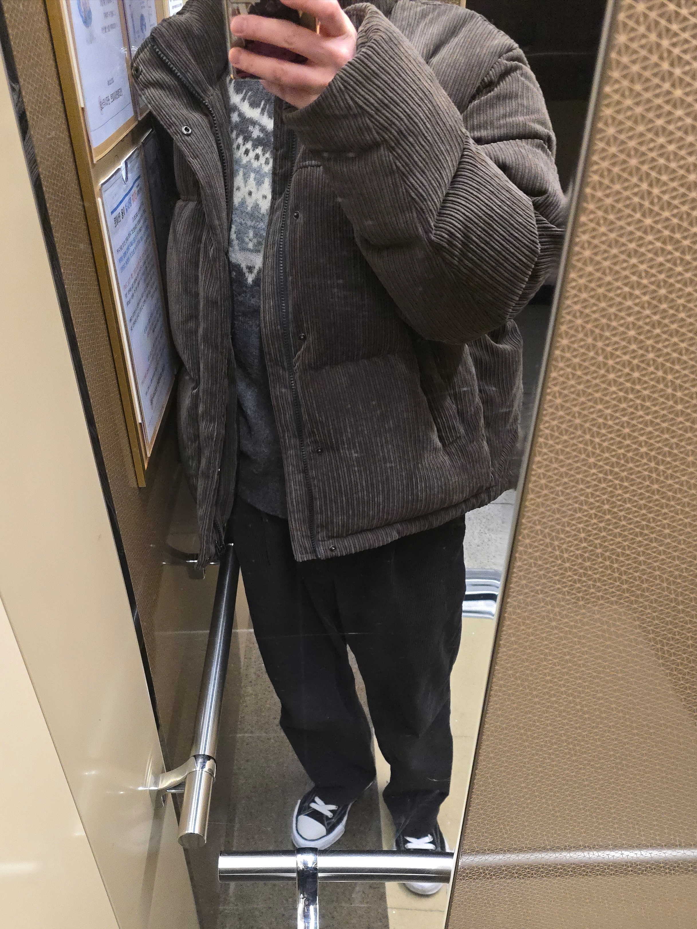 Maison Mihara Yasuhiro Peterson OG Sole Canvas Low Sneakers Black 착용 스타일