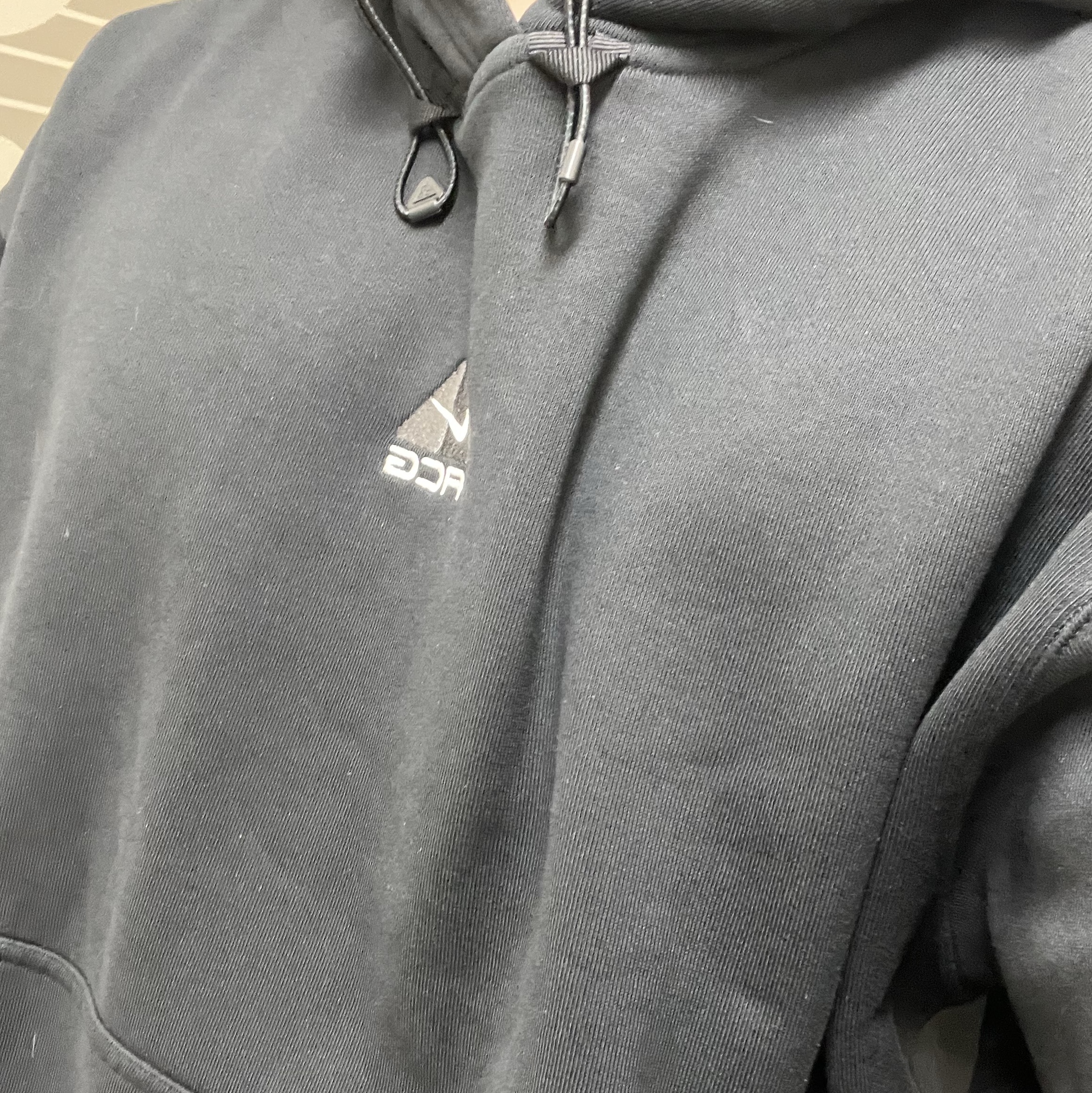 Nike ACG Therma-Fit Fleece Pullover Hoodie Black Anthracite - Asia 착용 스타일