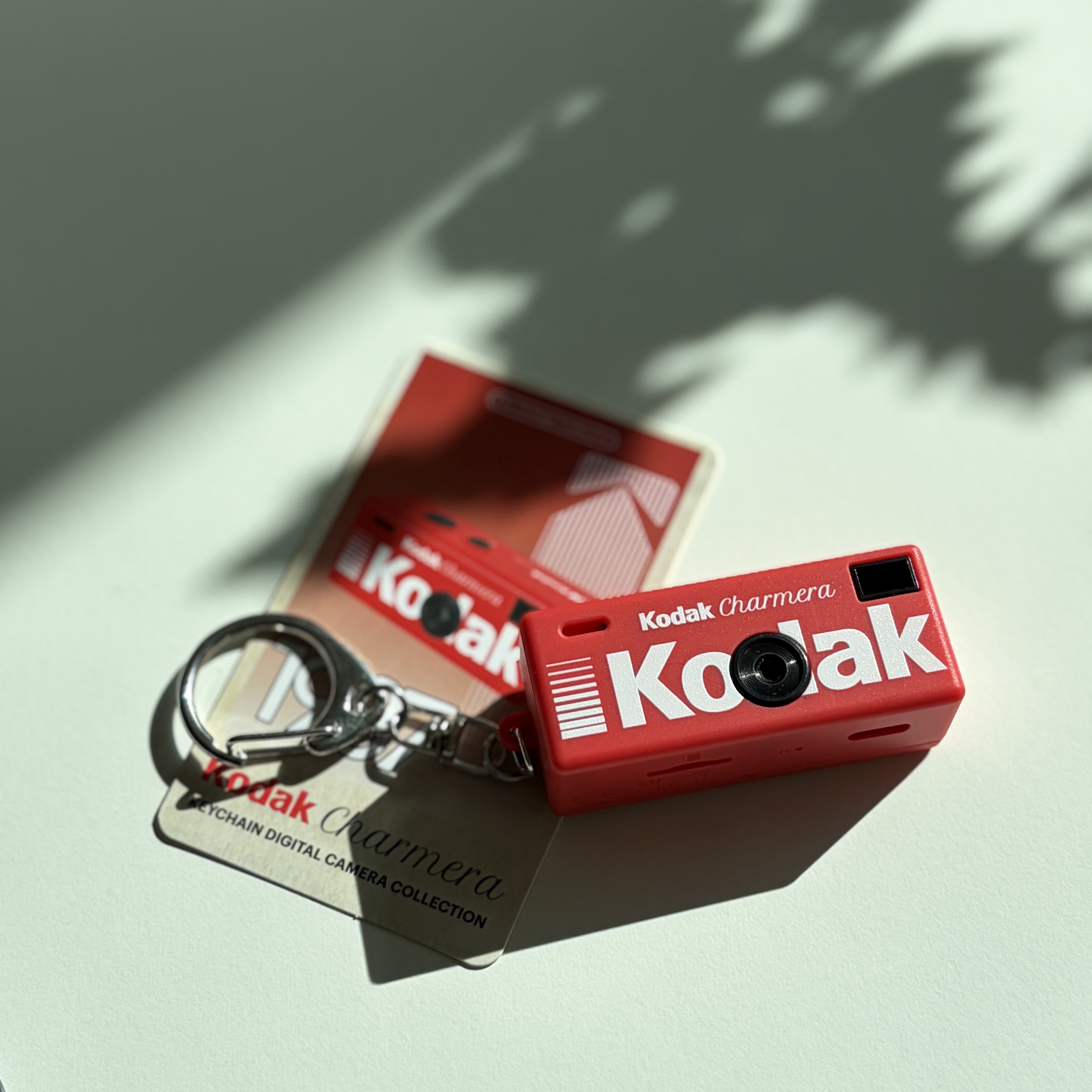 Kodak Charmera Key Chain Film Camera Sealed Case (1 Blind Box) 착용 스타일