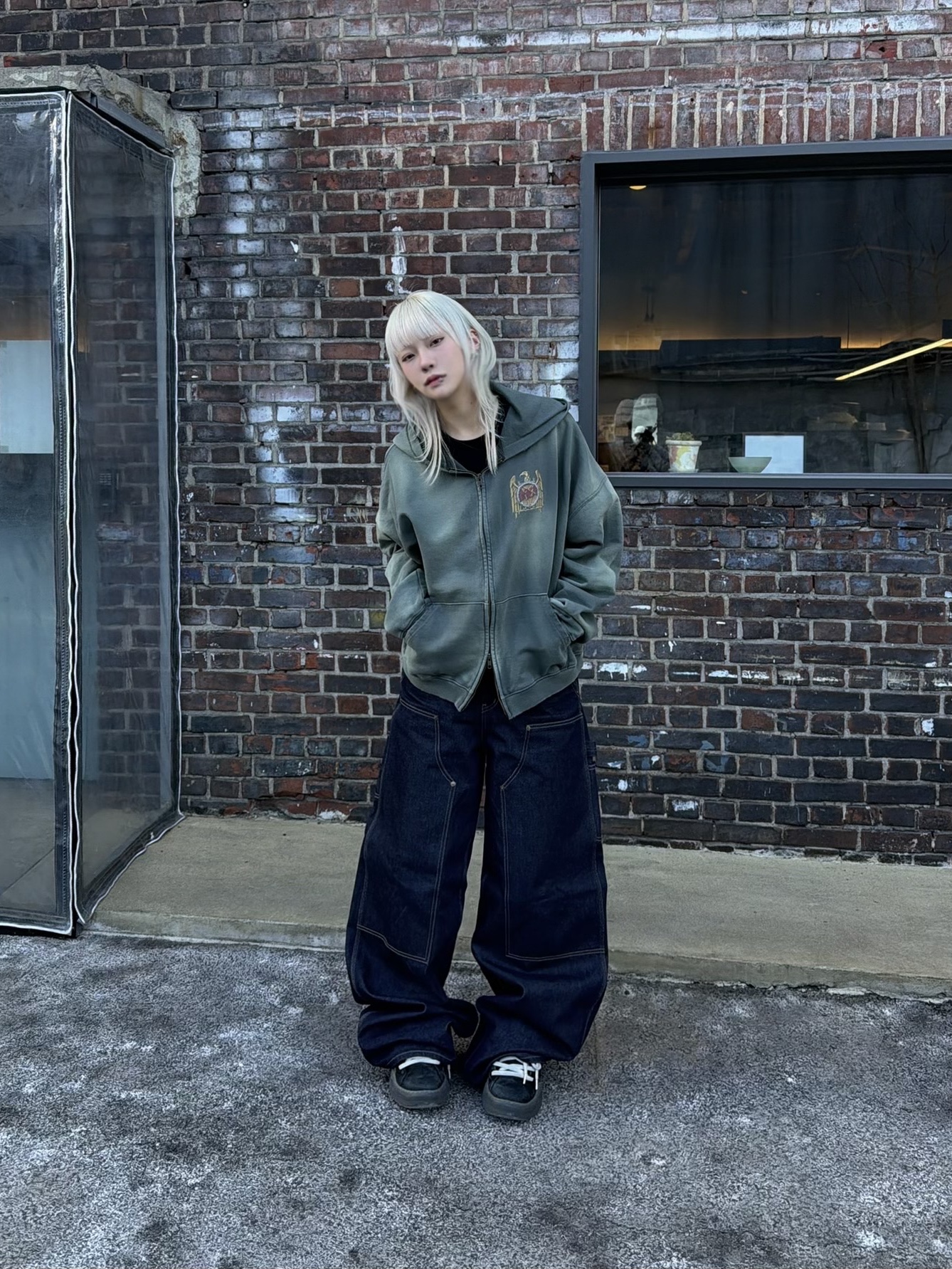 SLAYER Undermycar Gold Eagle Vintage Washed Zipped Hoodie Khaki 착용 스타일 - 1