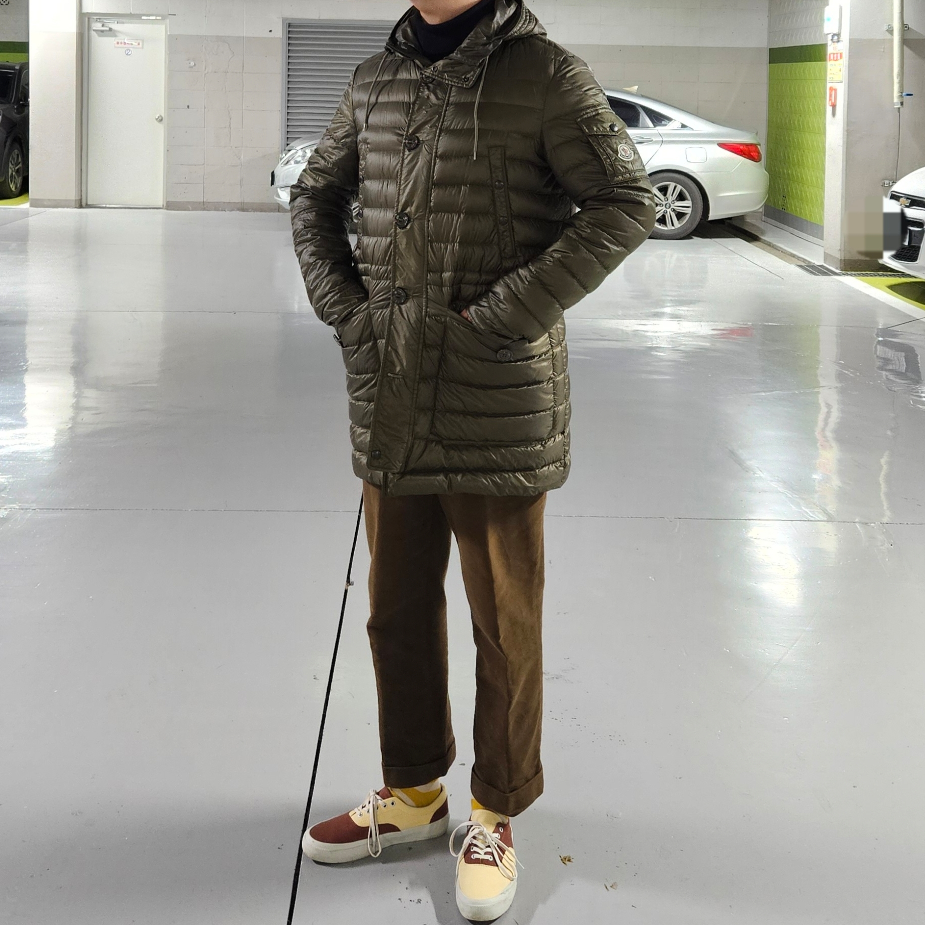 Rolex Submariner 41mm 124060 Black Oyster 착용 스타일 - 2