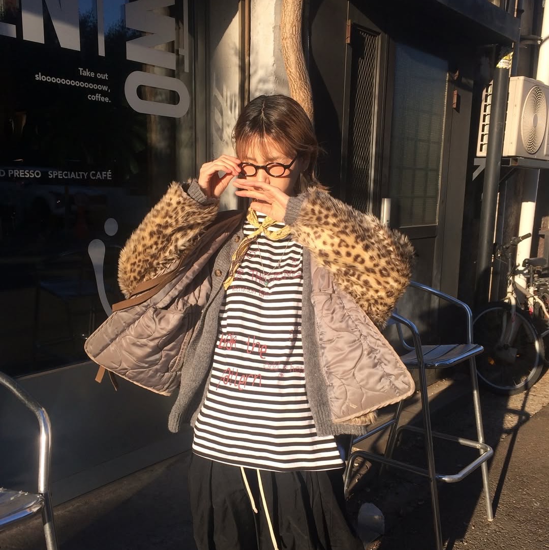 SOMSOC Heidi Stripe Long Sleeve White 착용 스타일 - 2