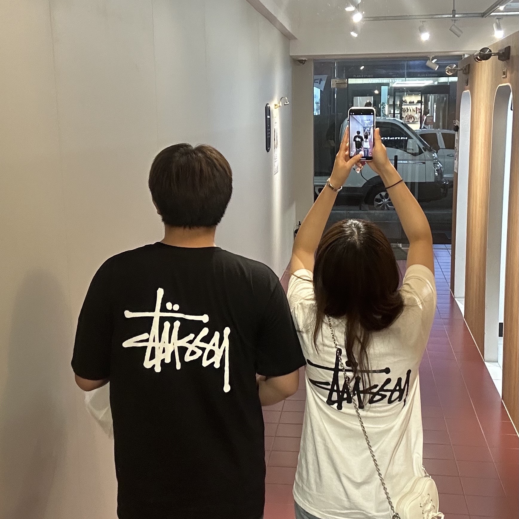 Stussy Basic Stussy T-Shirt White 2024, 2025 착용 스타일