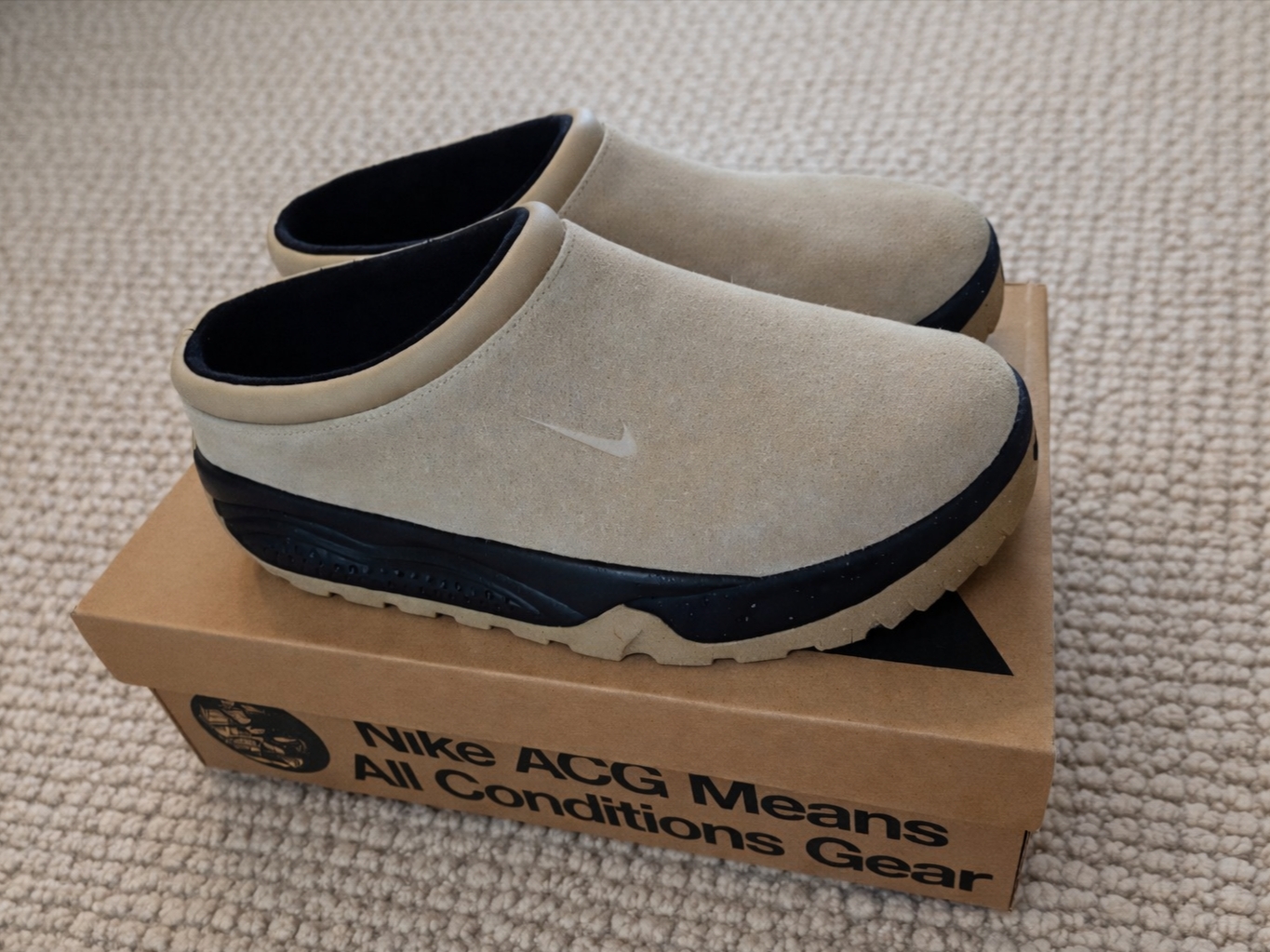 Nike ACG Rufus Limestone and Black 착용 스타일