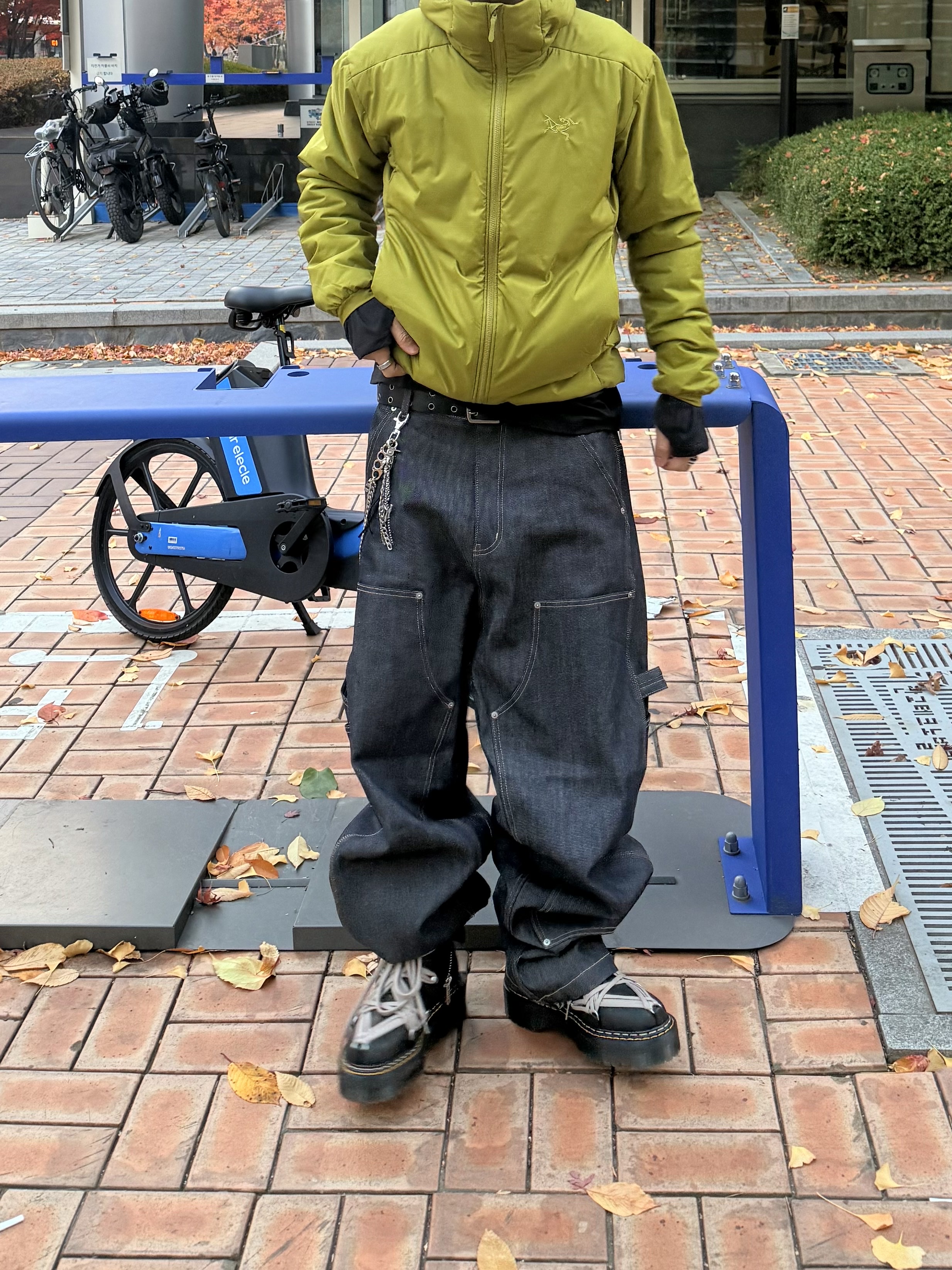 Arc'teryx Atom SV Hoody Olive Moss 착용 스타일 - 3