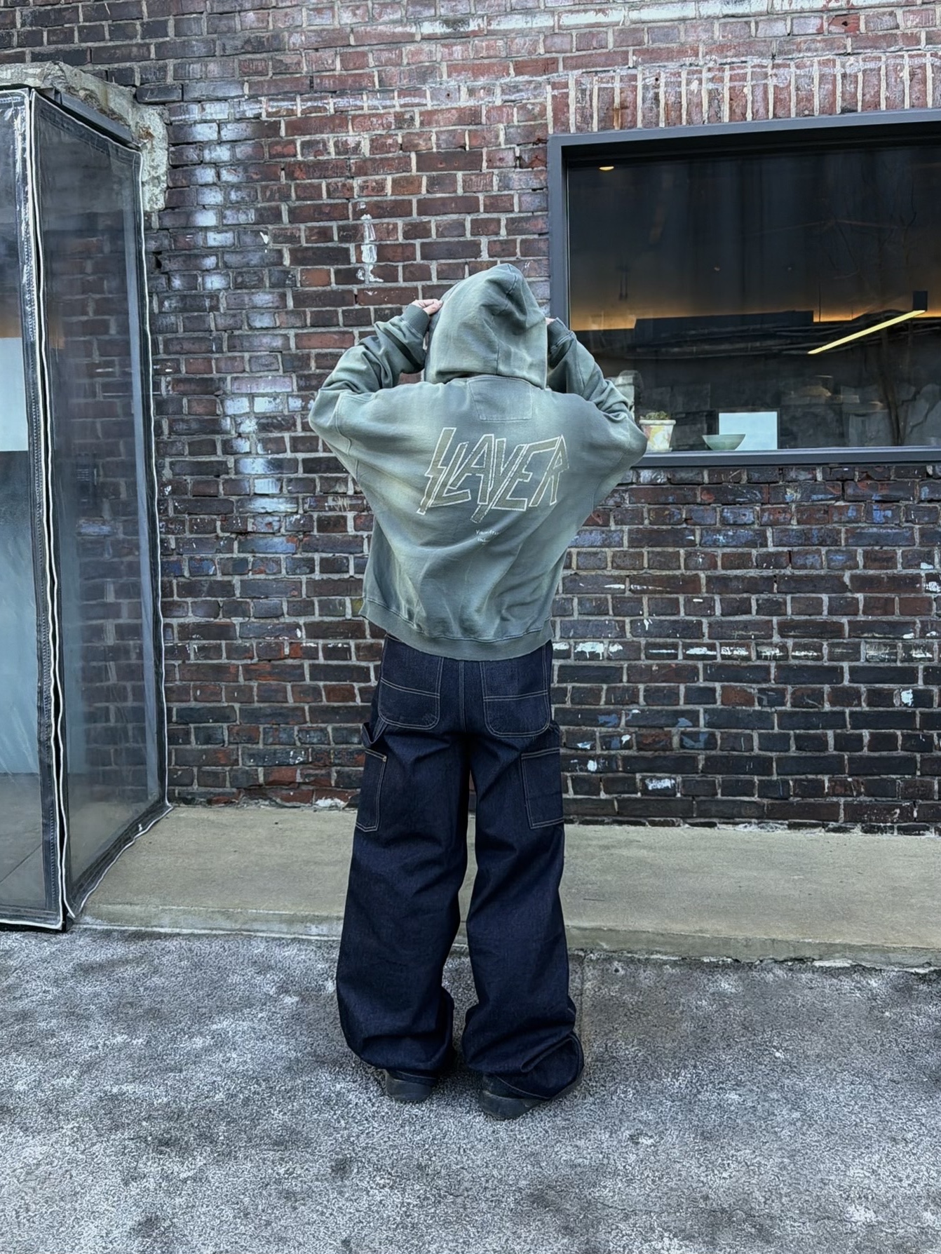 SLAYER Undermycar Gold Eagle Vintage Washed Zipped Hoodie Khaki 착용 스타일 - 7