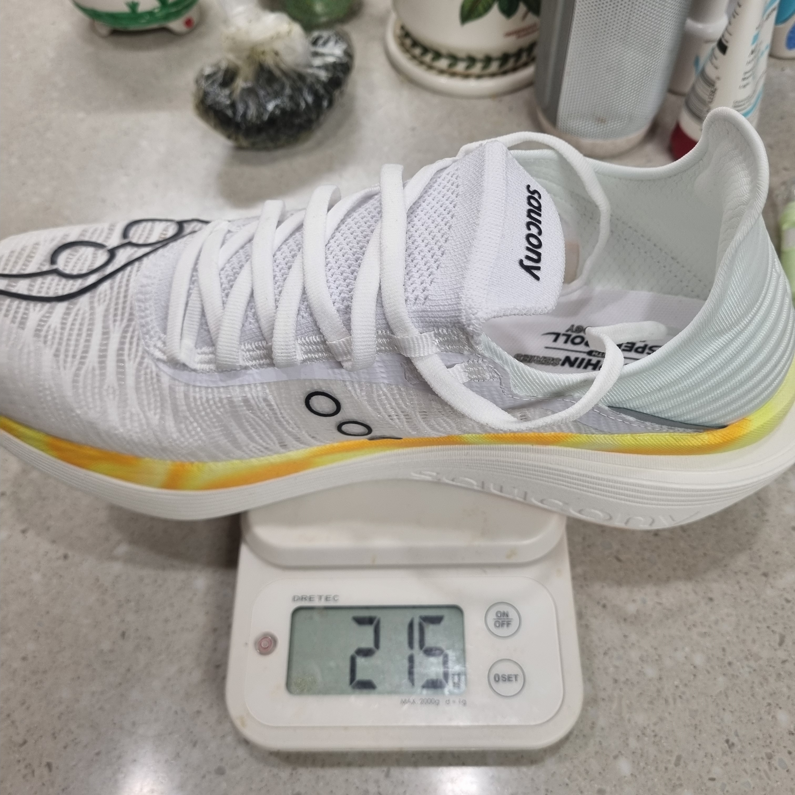 Saucony Endorphin Elite 2 White Peel 착용 스타일 - 1