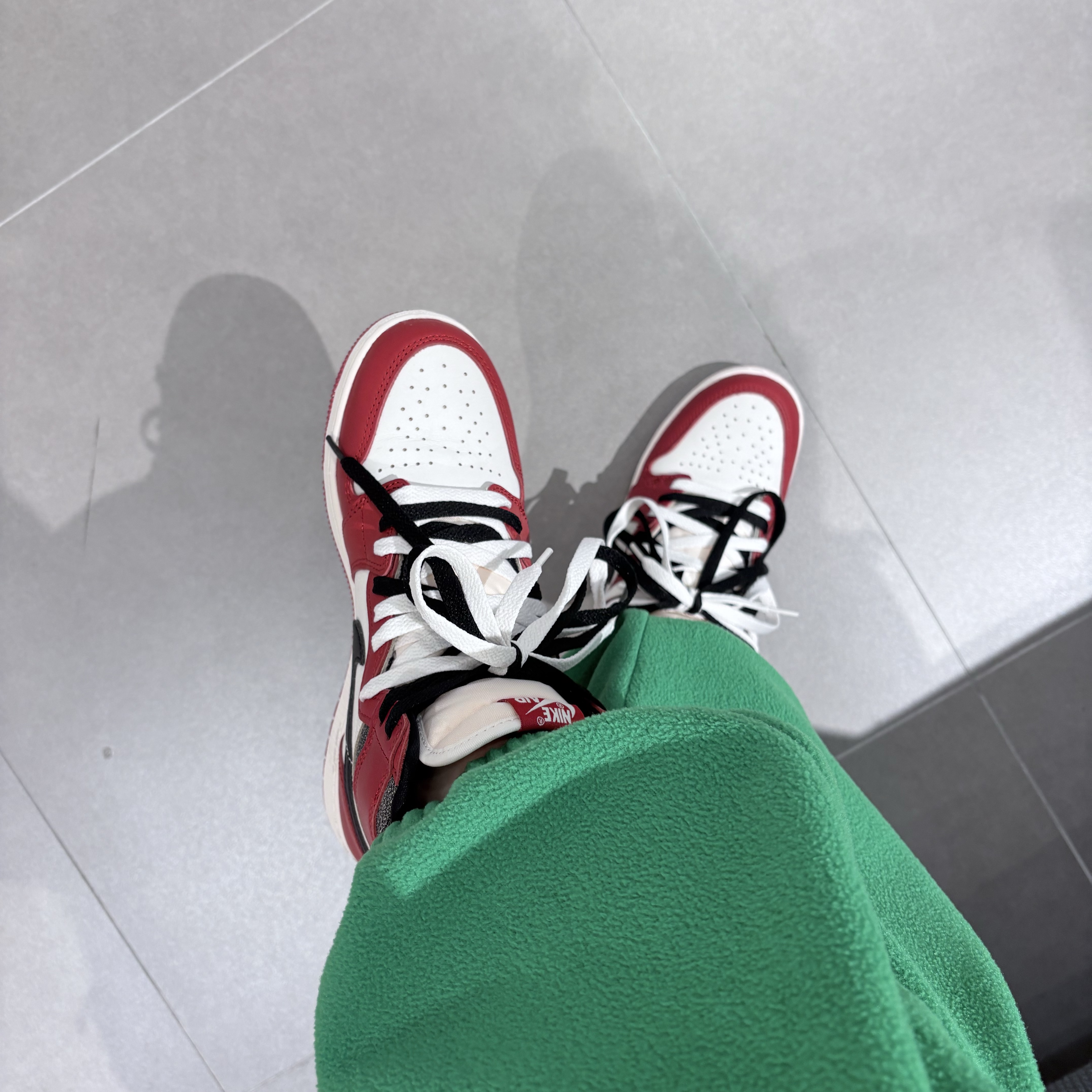 (GS) Jordan 1 Retro High OG Chicago 2022 착용 스타일 - 1