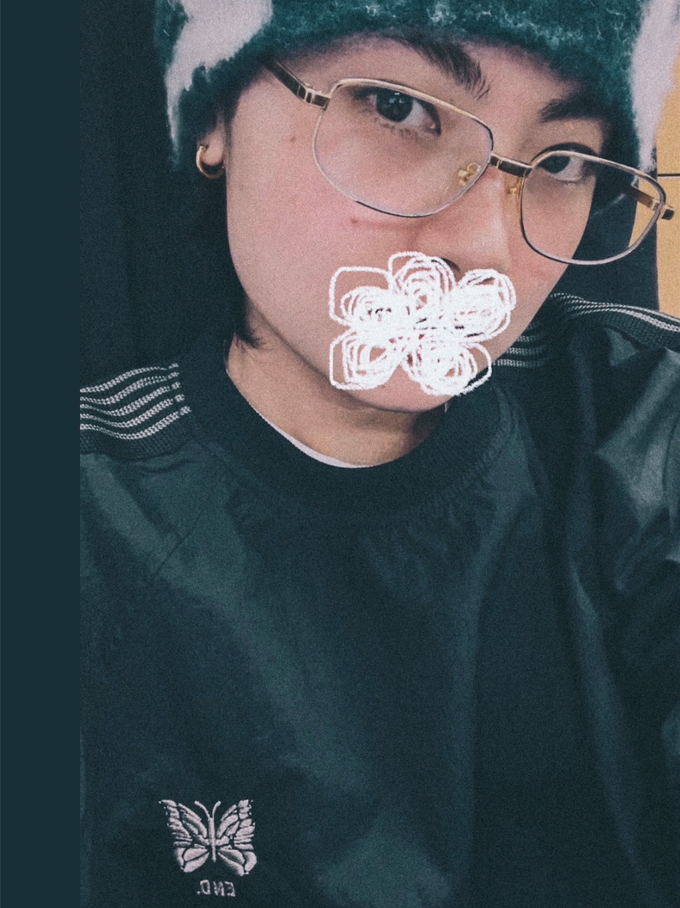 Dr. Martens Zebzag Laceless Boots Desert Brown, GU Barrel Leg Jeans Blue 착용 스타일 - 2