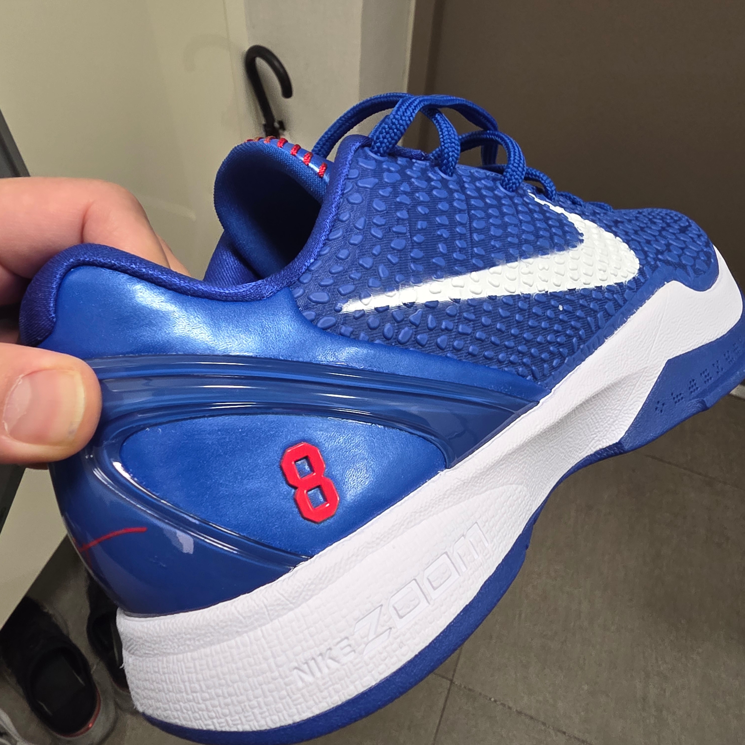 Nike Kobe 6 Protro Game Royal White 착용 스타일 - 2