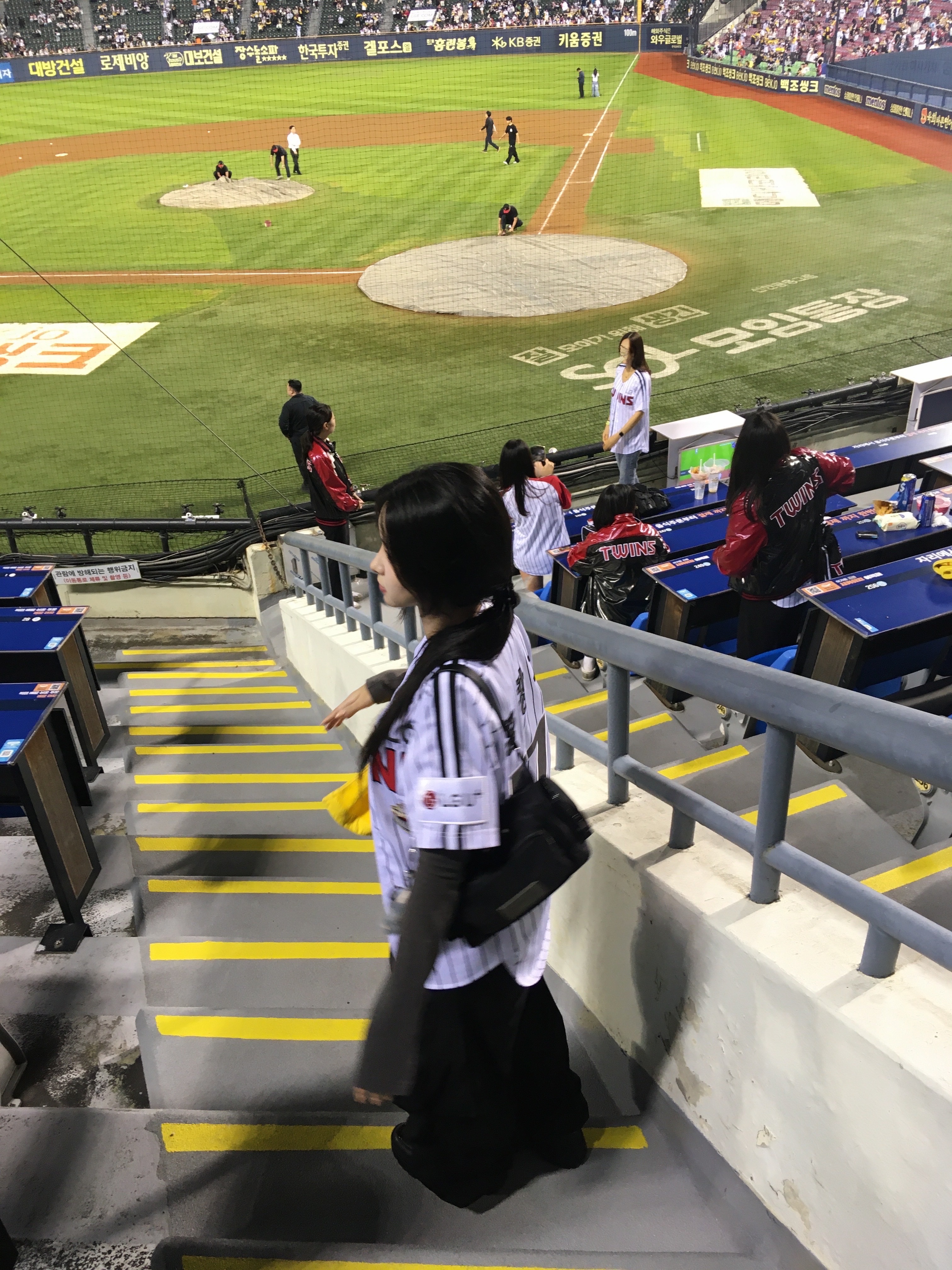 LG Twins x Prospecs 2025 Authentic Home Uniform White (Non Marking Ver.), LG Twins x Prospecs 2023 Korean Series Authentic Home Uniform White (Non Marking Ver.) 착용 스타일