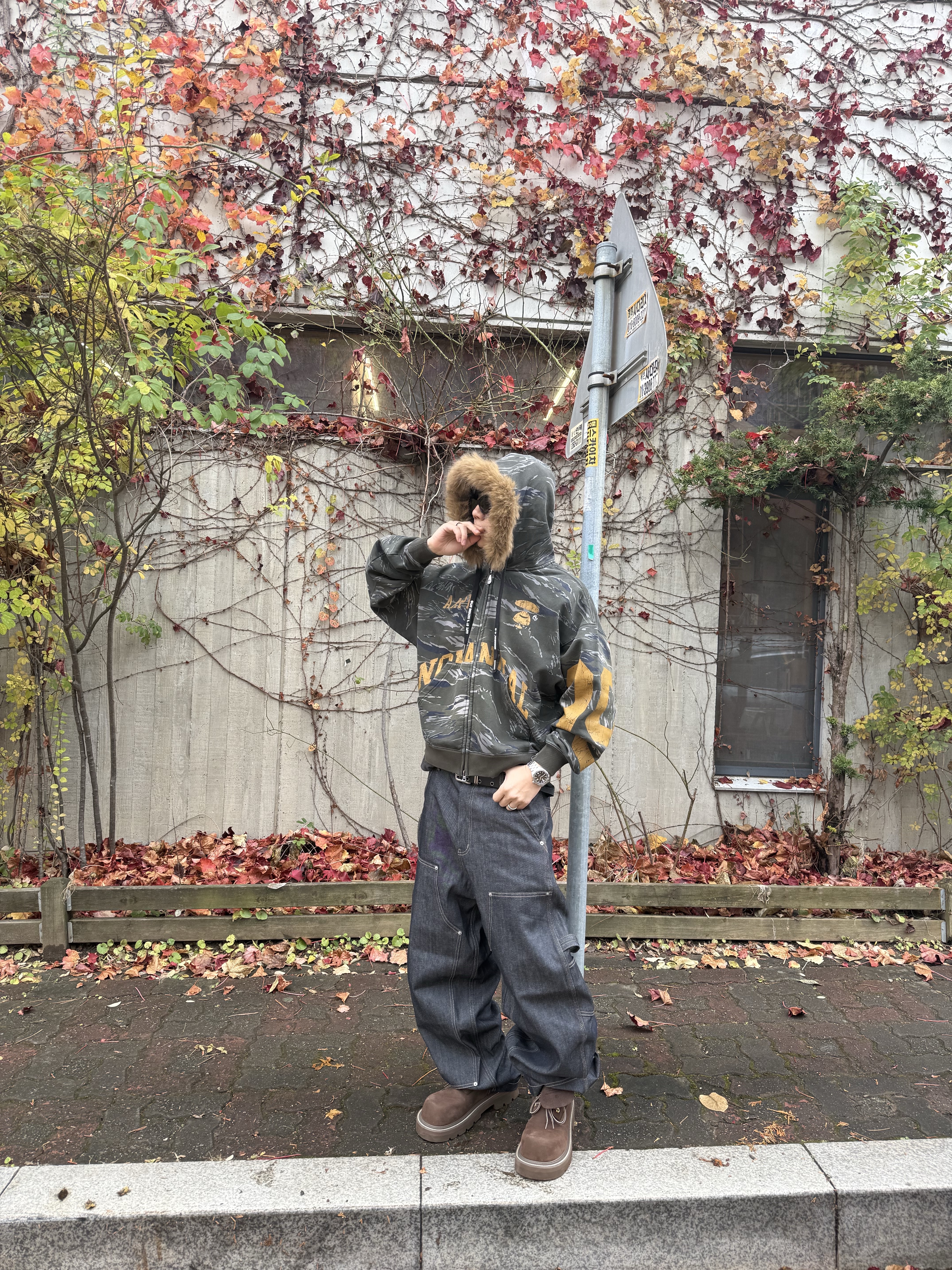 [KREAM 단독] NOMANUAL x AAPE Hoodie Camouflage 착용 스타일 - 2
