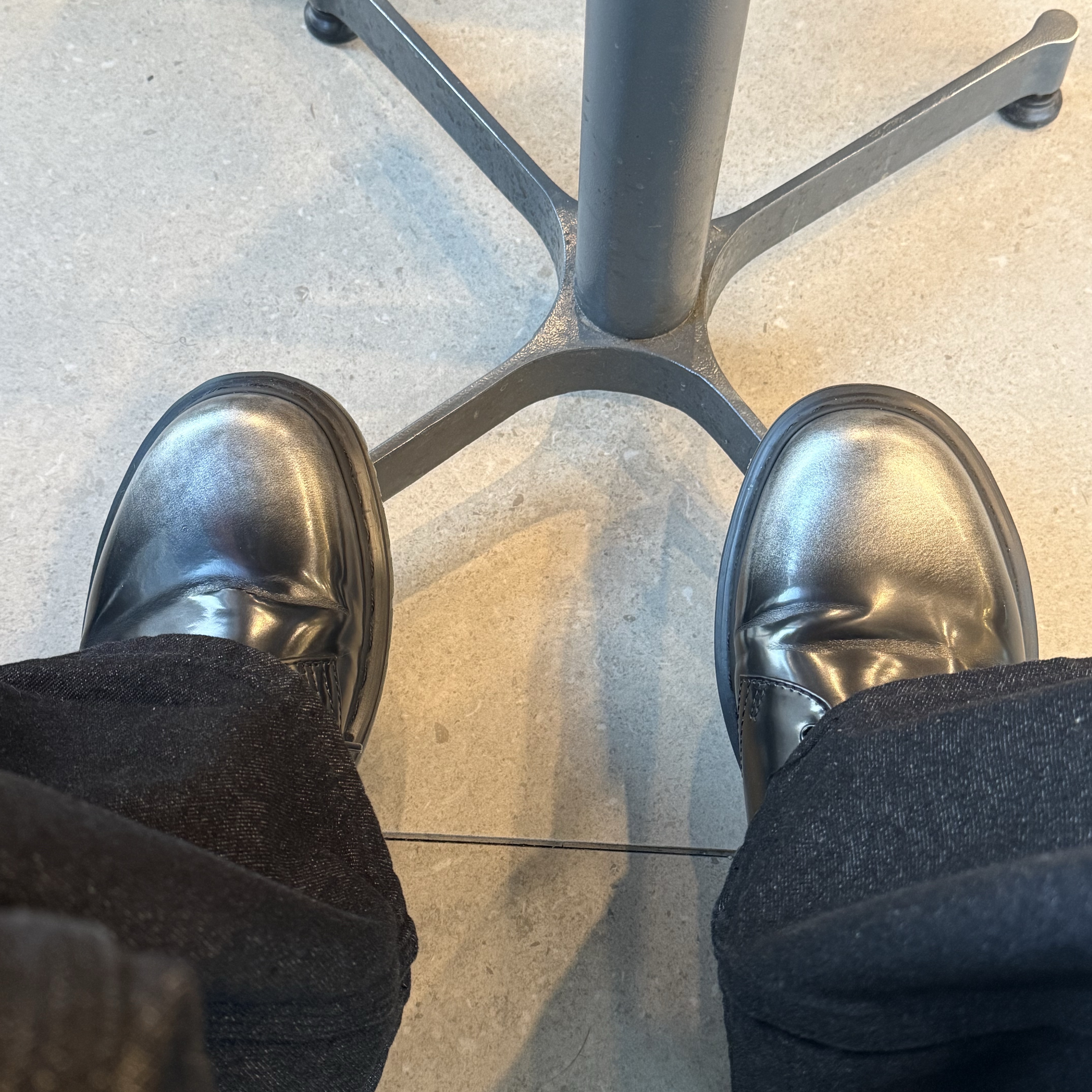 Dr. Martens 1461 Silver Arcadia Multi 착용 스타일