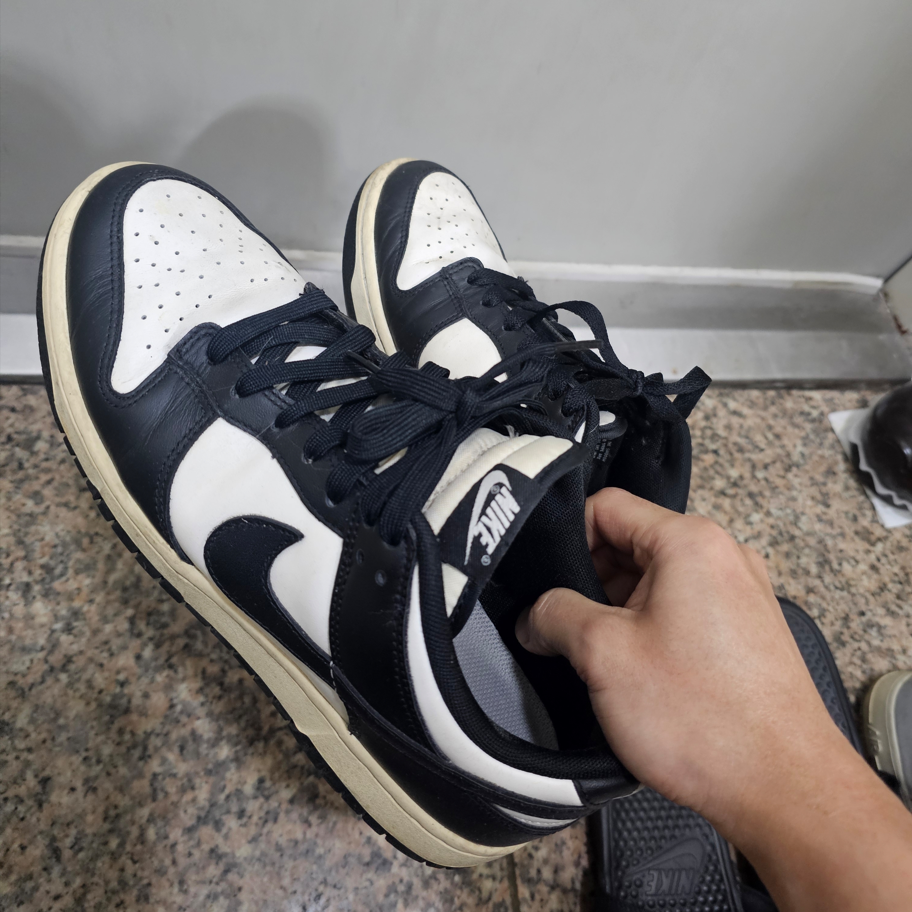 Nike Dunk Low Retro Black 착용 스타일