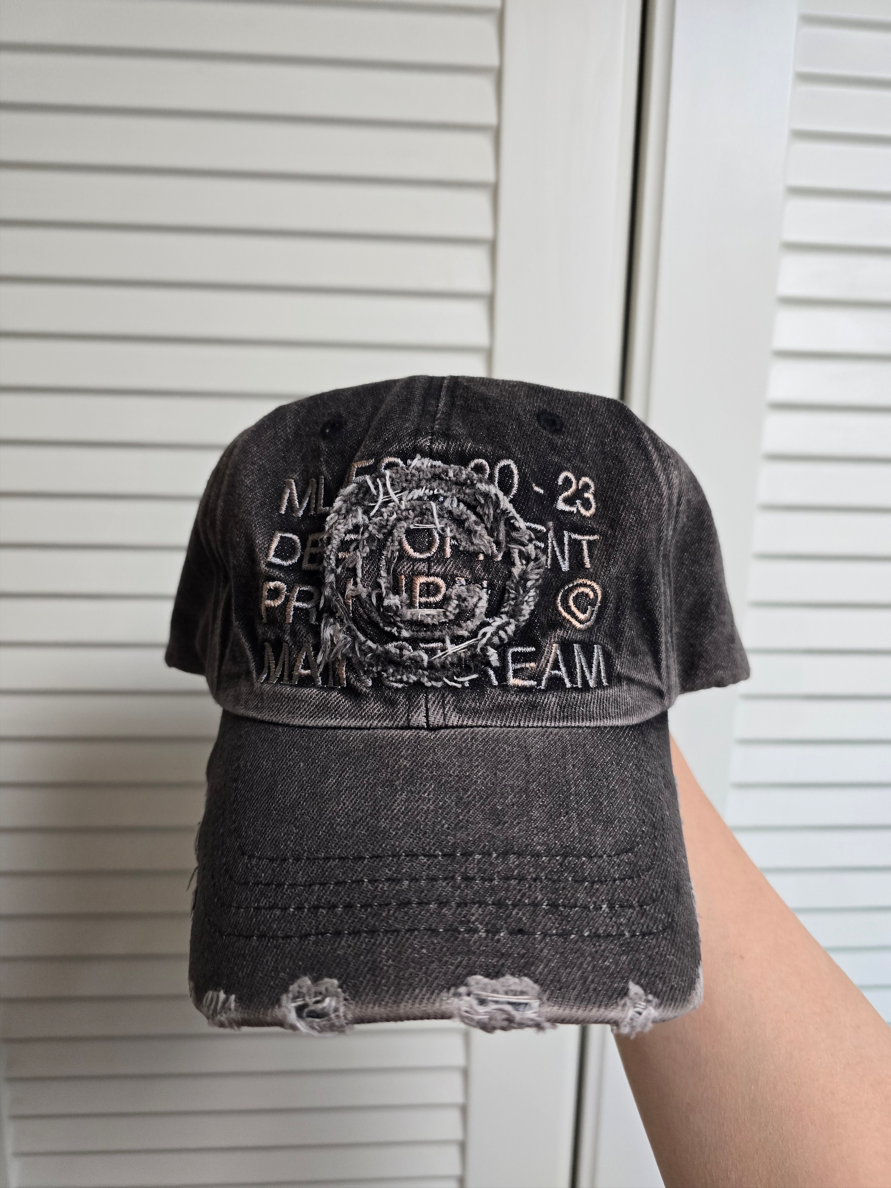 Millo Archive Core Denim Ball Cap Washed Black 착용 스타일 - 1