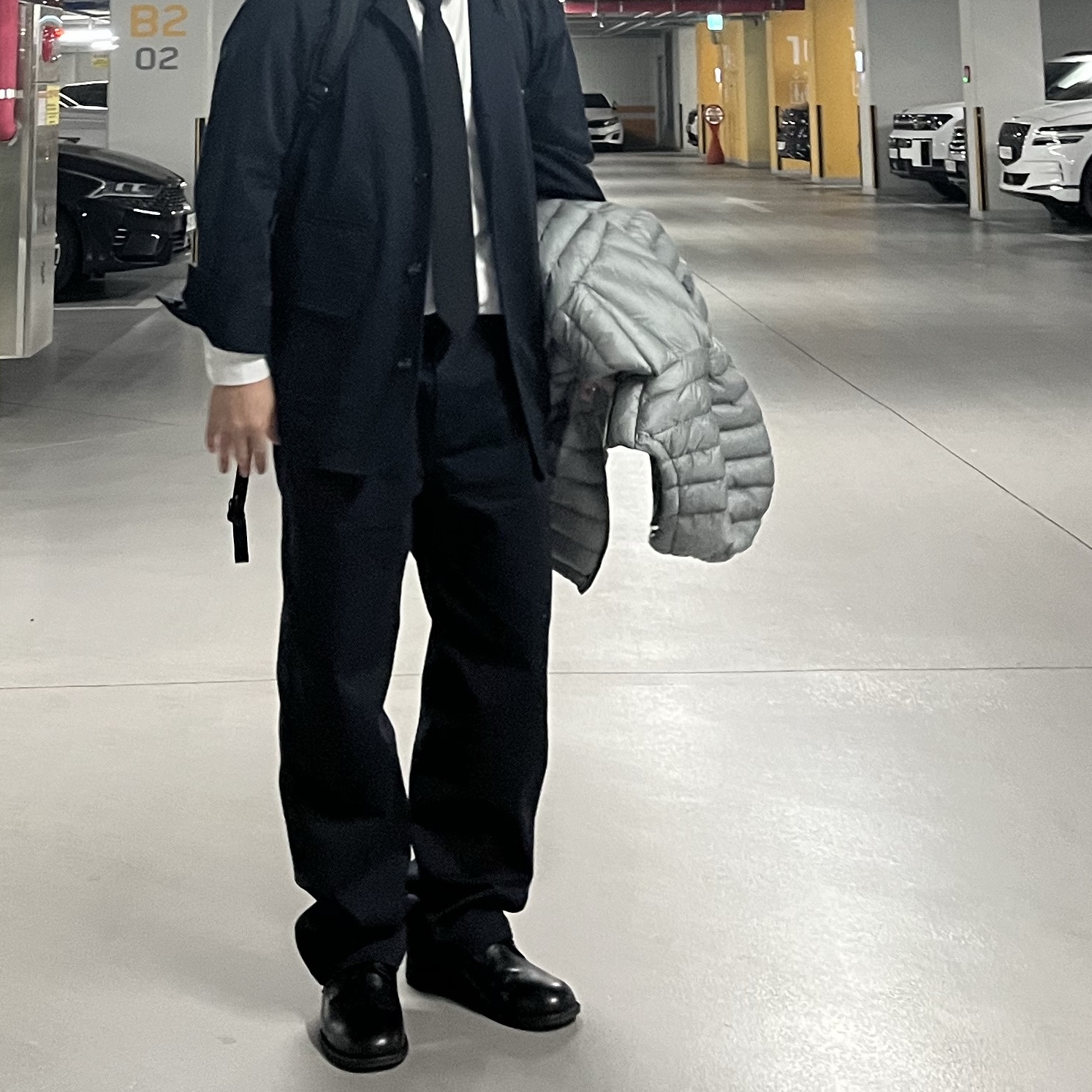 The North Face Ventus On Jacket Silver, Arc'teryx Mantis 26 Backpack Black 착용 스타일