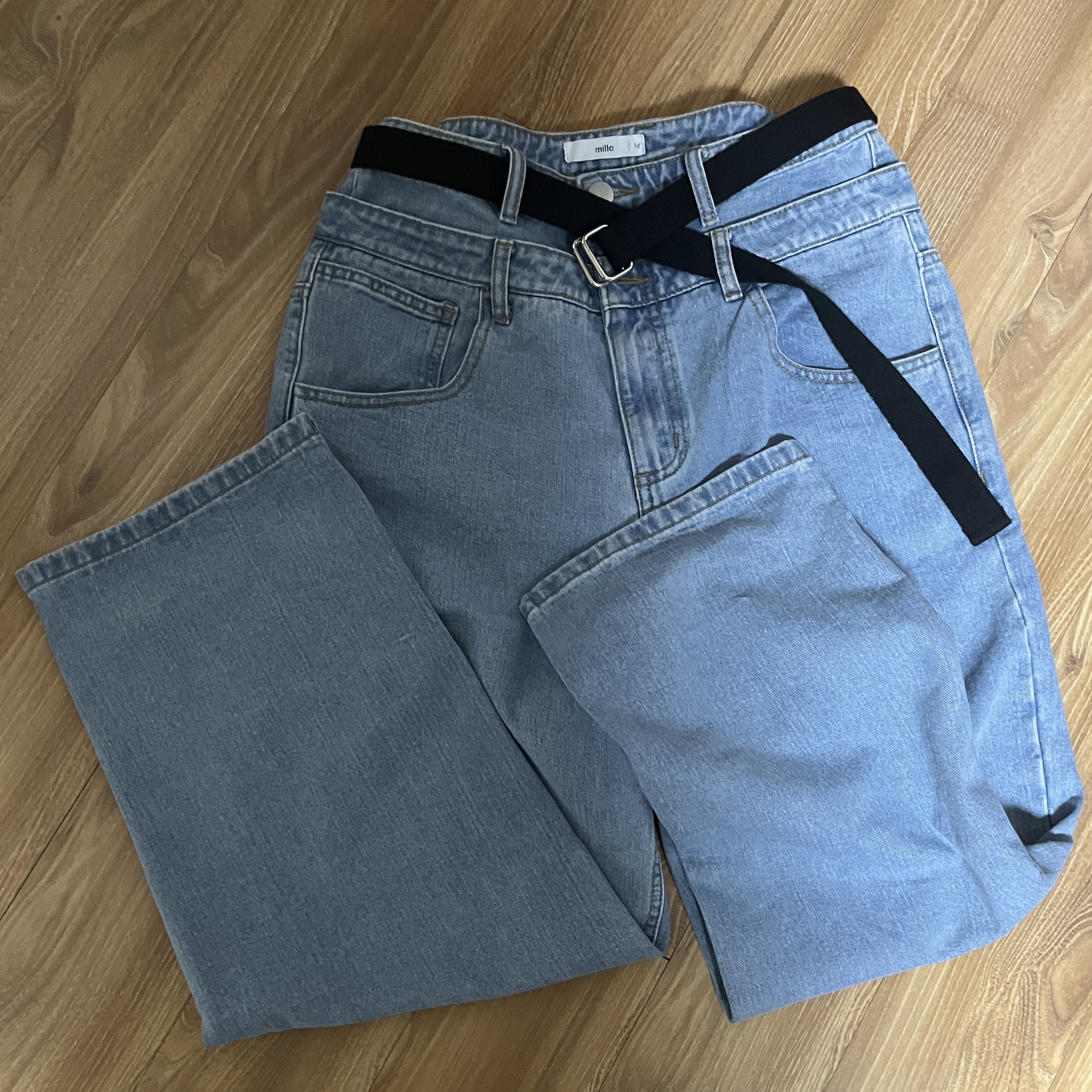 Millo Archive Overfit Double Waist Pants Light Blue 착용 스타일