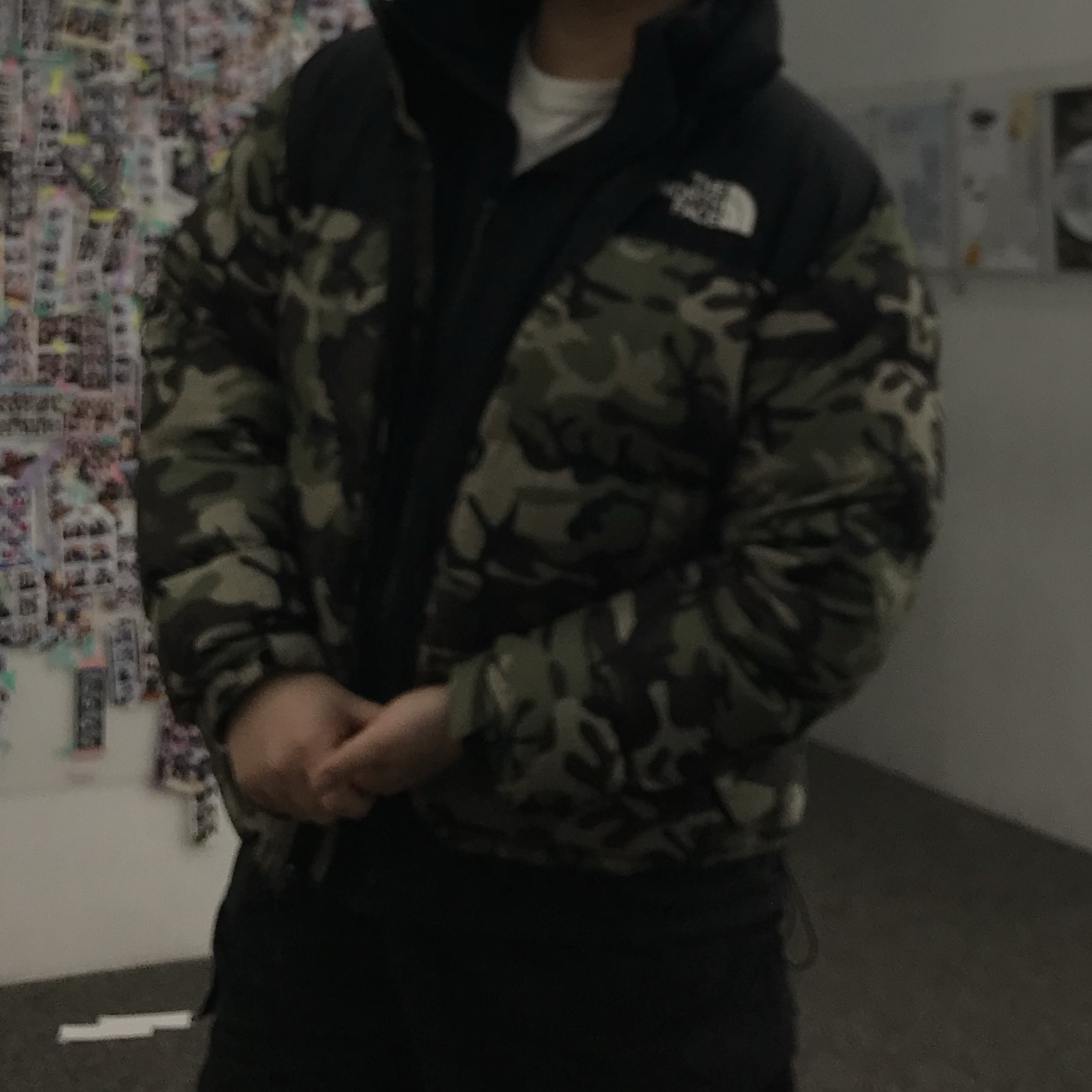 The North Face 1996 Novelty Nuptse Jacket Khaki 착용 스타일