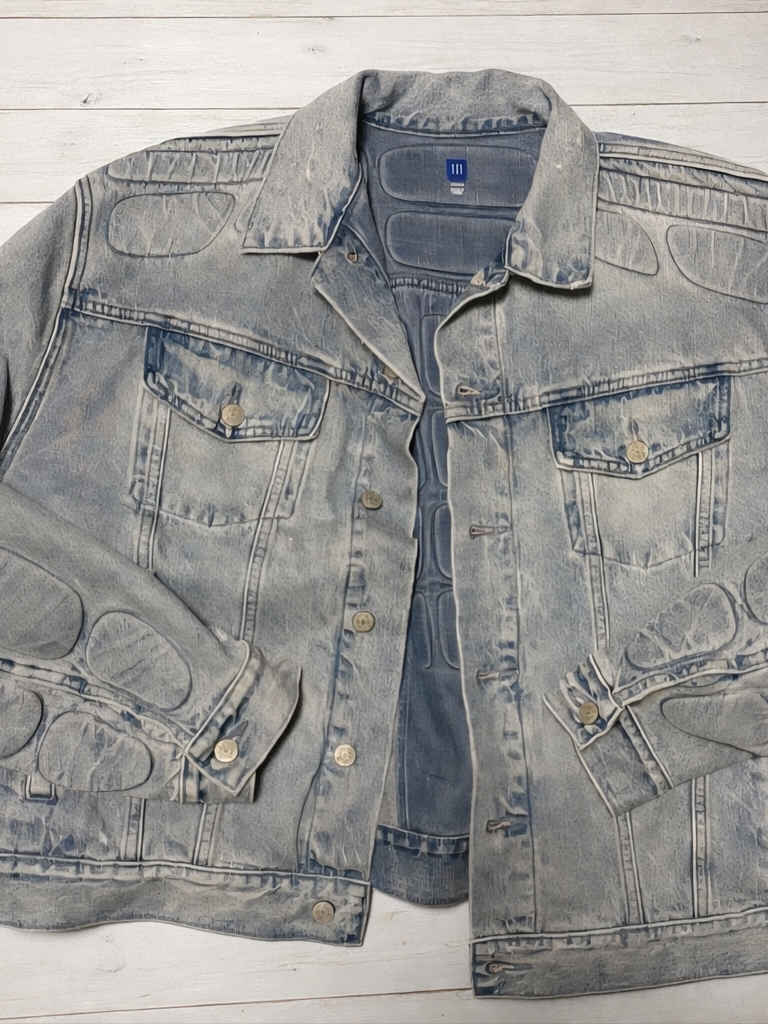 Yeezy Gap Engineered By Balenciaga Padded Denim Jacket Blue 착용 스타일
