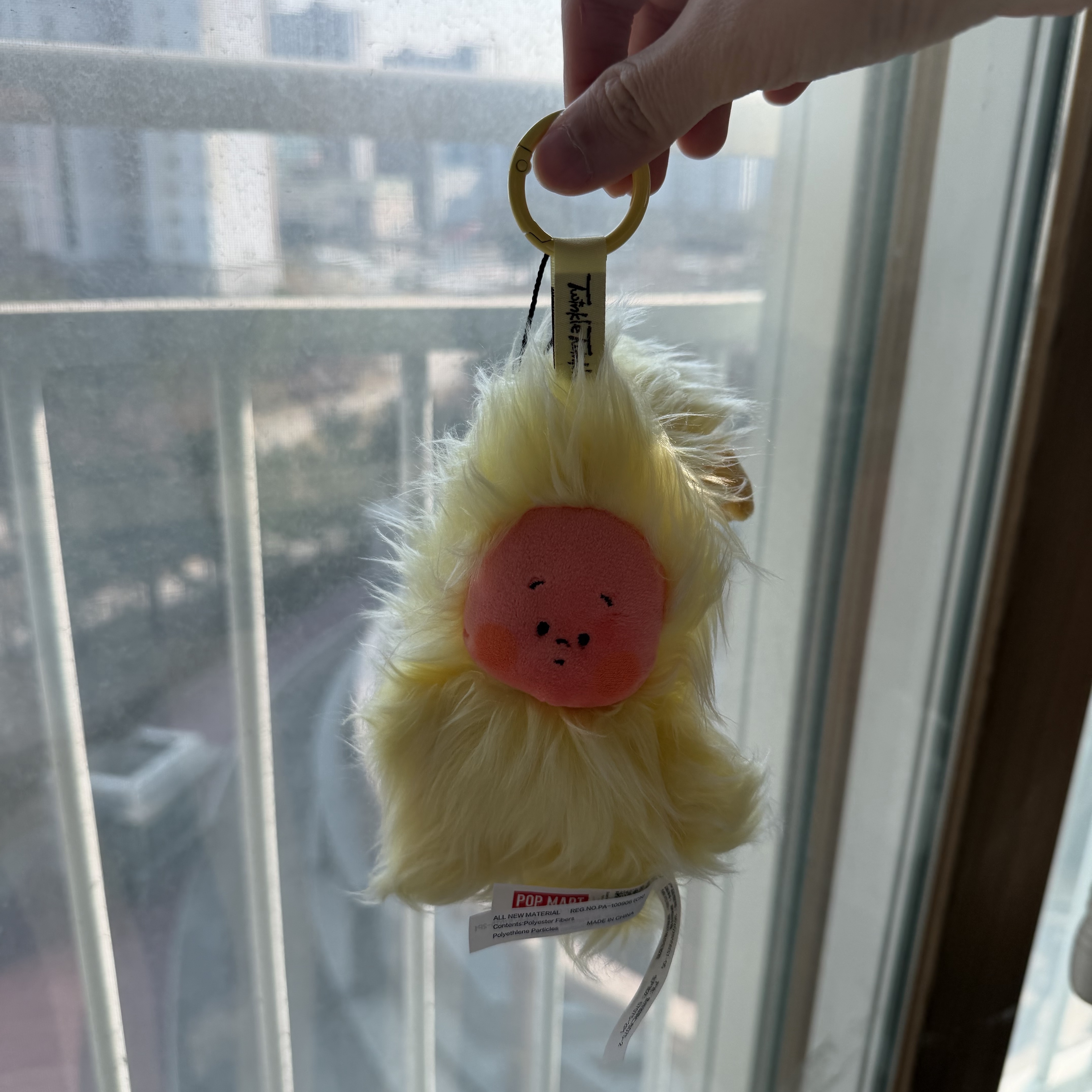 Pop Mart Twinkle Twinkle Sweet Dreams Forecast Series Plush Pendant Mess In Wind (Opened Case) 착용 스타일
