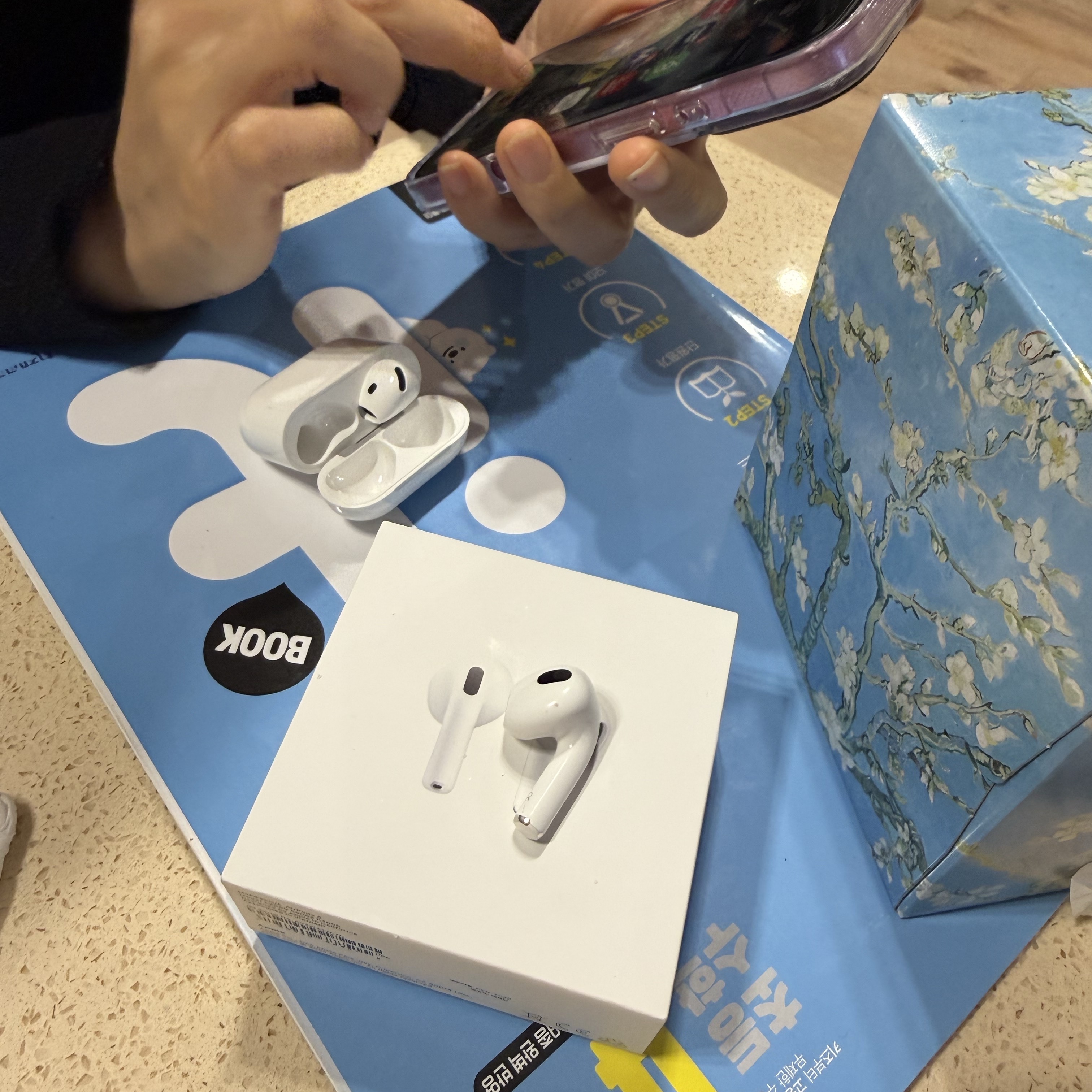 Apple Airpods 4th Gen (Korean Ver.) 착용 스타일