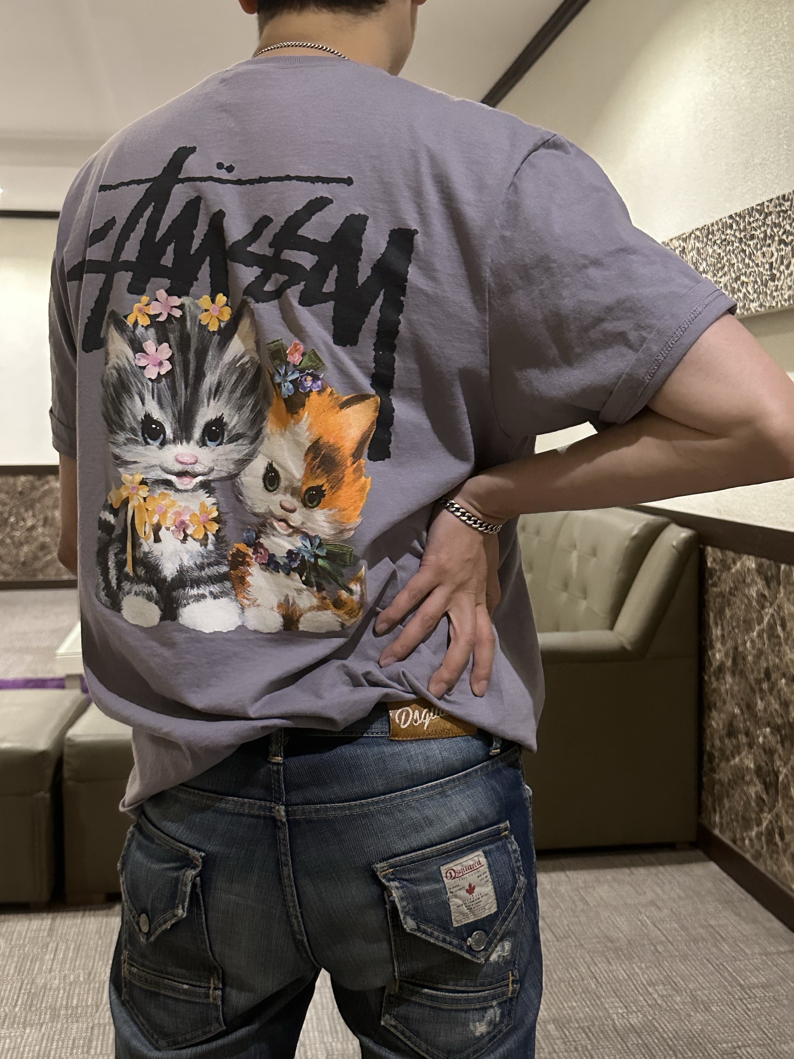 Stussy Kittens T-Shirt Mauve 착용 스타일
