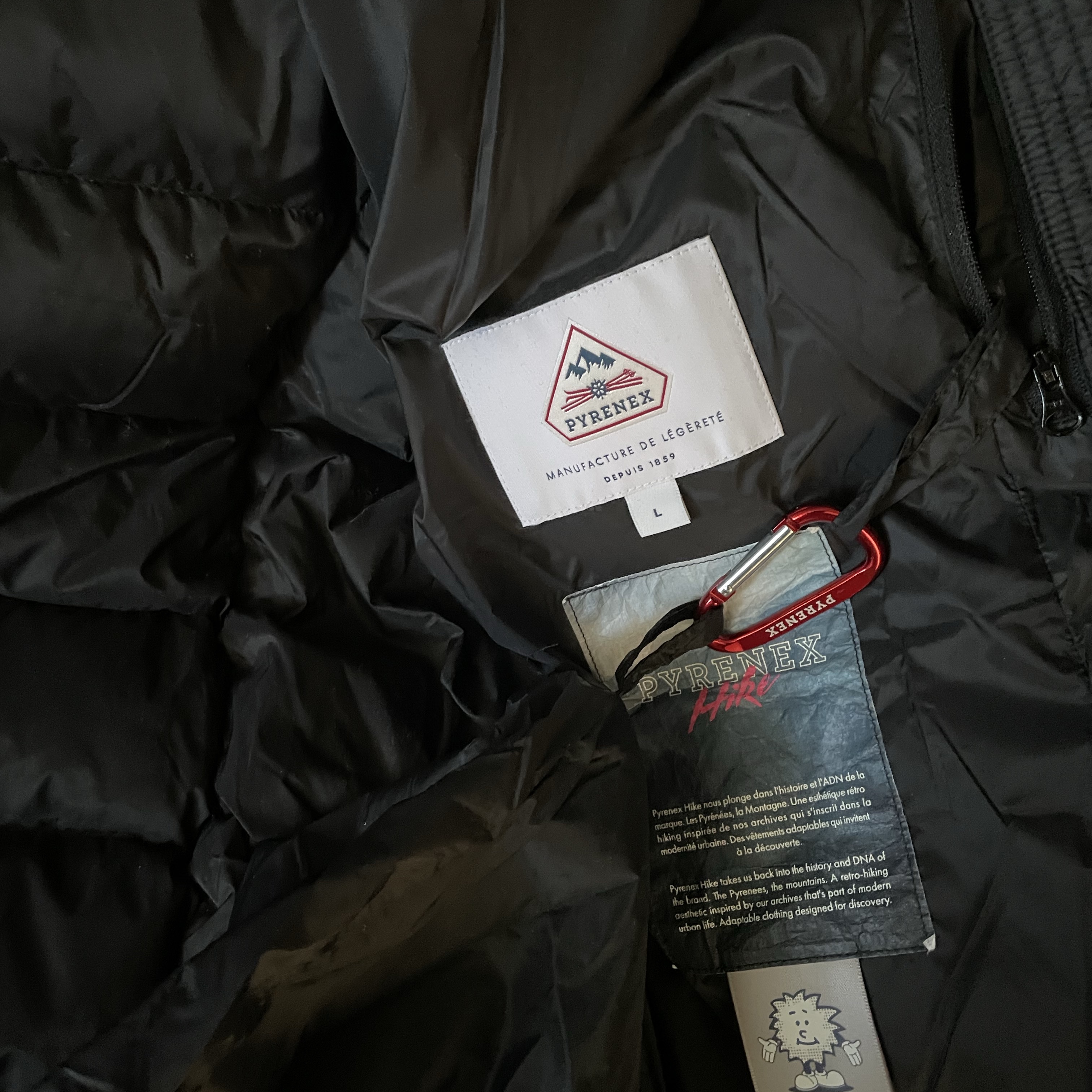 Pyrenex Arial Hooded Down Jacket Black 착용 스타일 - 4