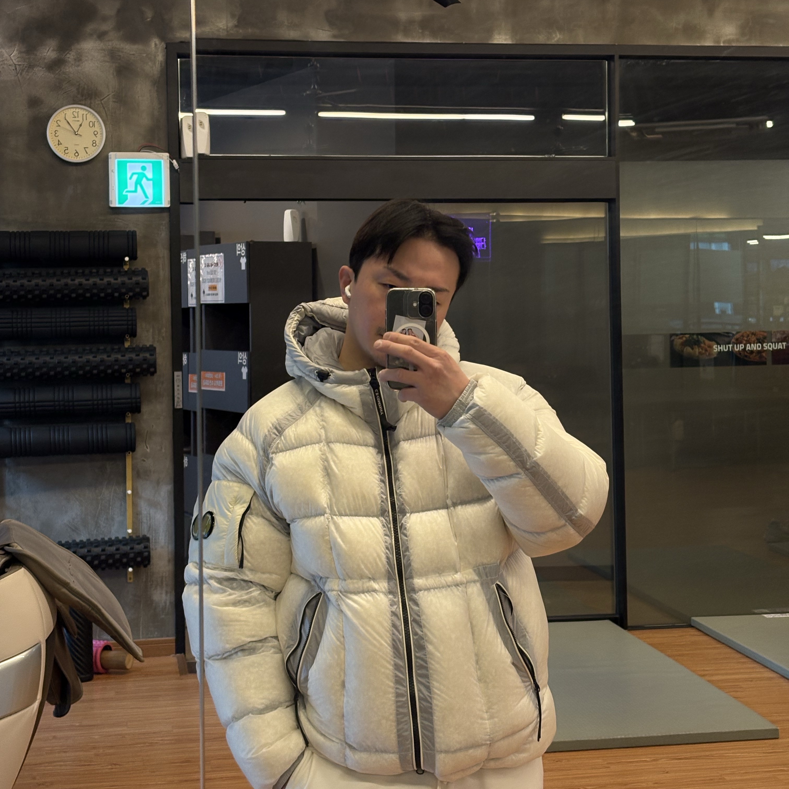 C.P. Company D.D. Shell Hooded Down Jacket Gauze White - 25FW 착용 스타일