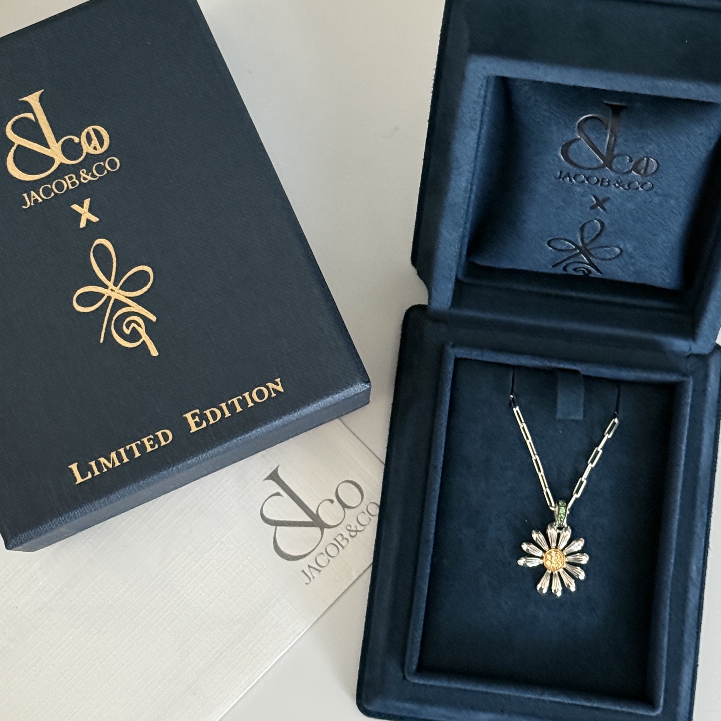 Jacob & Co x Peaceminusone Pendant Sterling Silver & Yellow Gold 착용 스타일