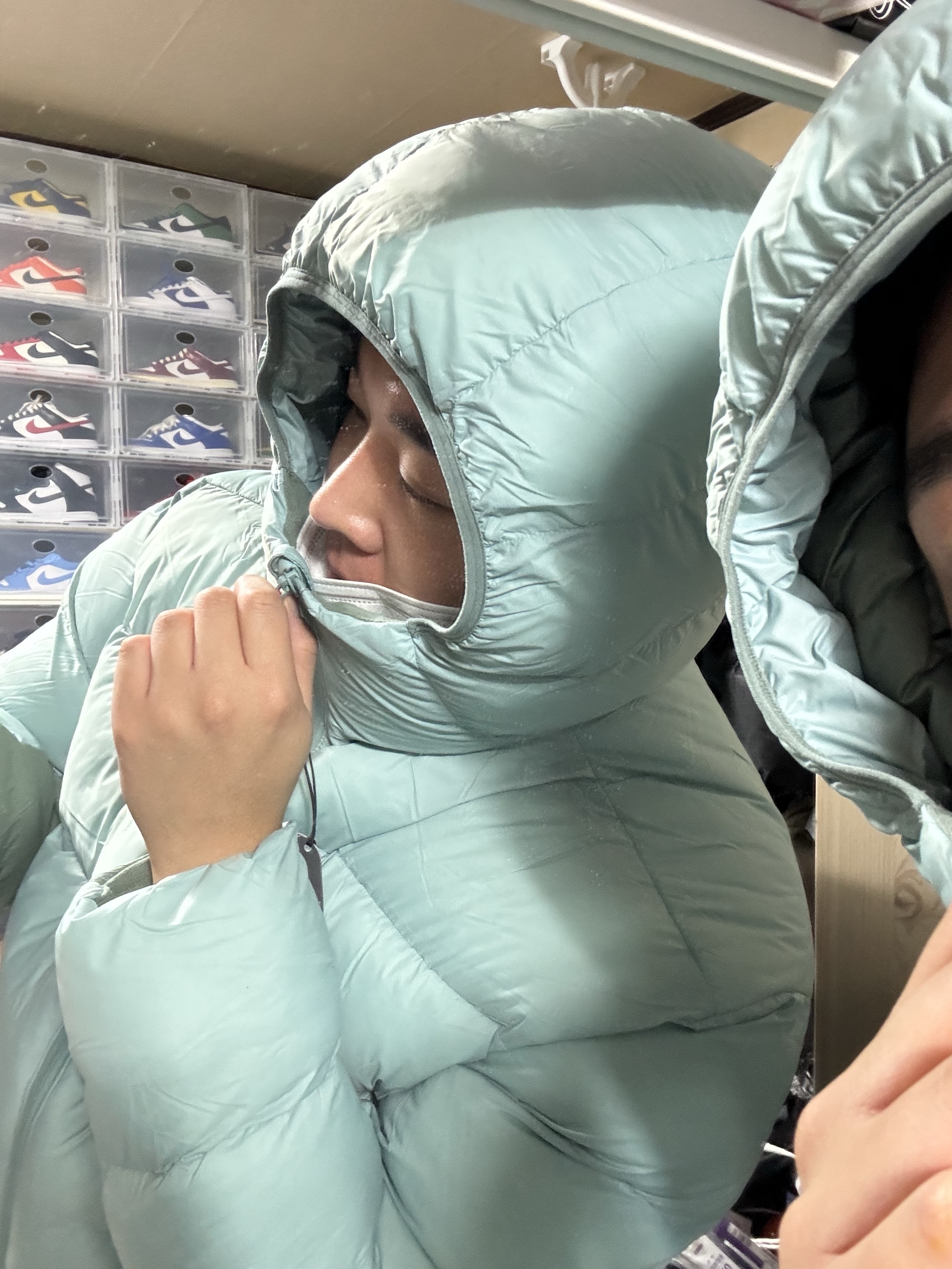 Nike ACG Therma-Fit ADV Lunar Lake Loose Hooded Jacket Black Summit White - Asia, Nike ACG Therma-Fit ADV Lunar Lake Loose Hooded Jacket Cannon Mint Foam - Asia 착용 스타일 - 9