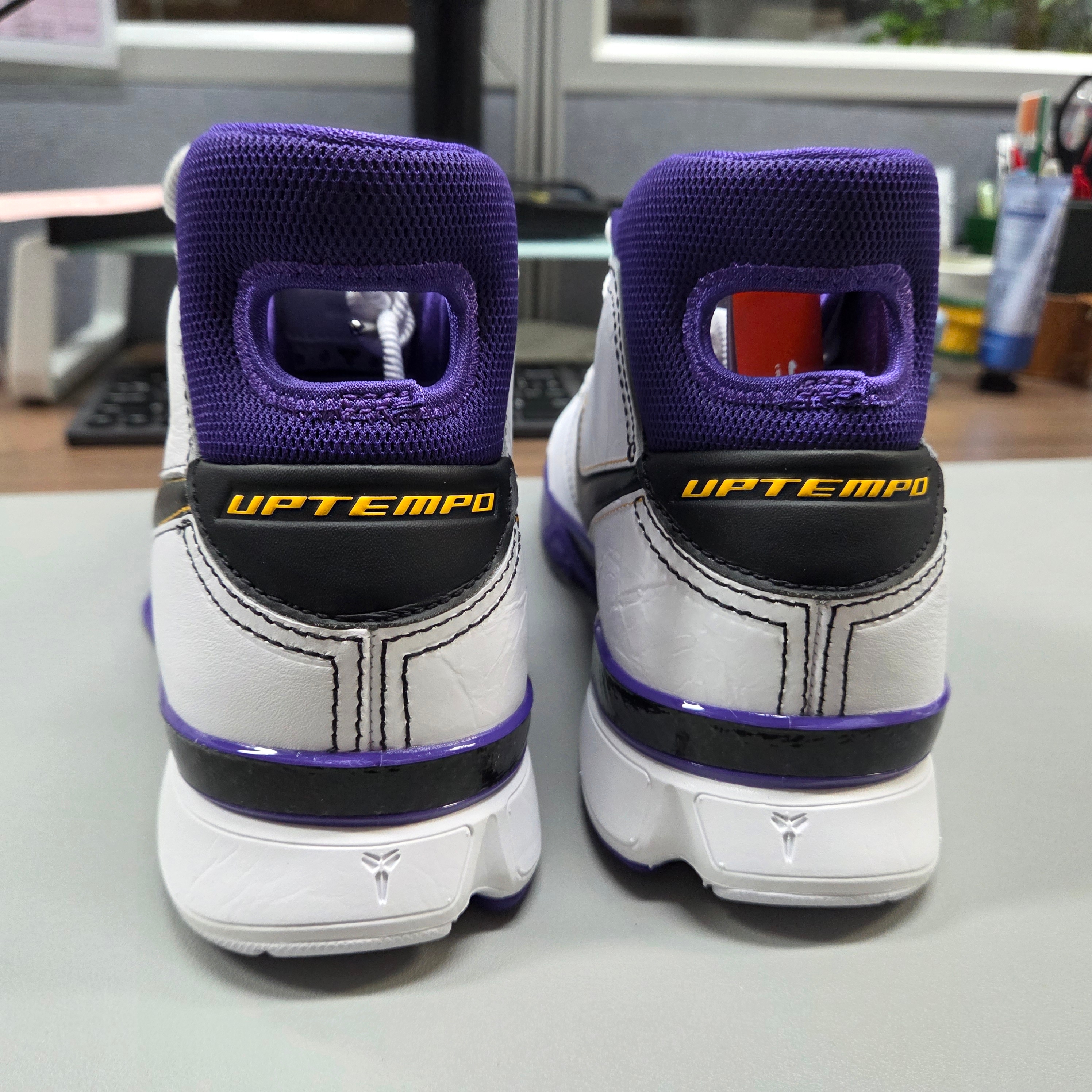 Nike Kobe 1 Protro 81 Pt Game White Black 착용 스타일 - 2