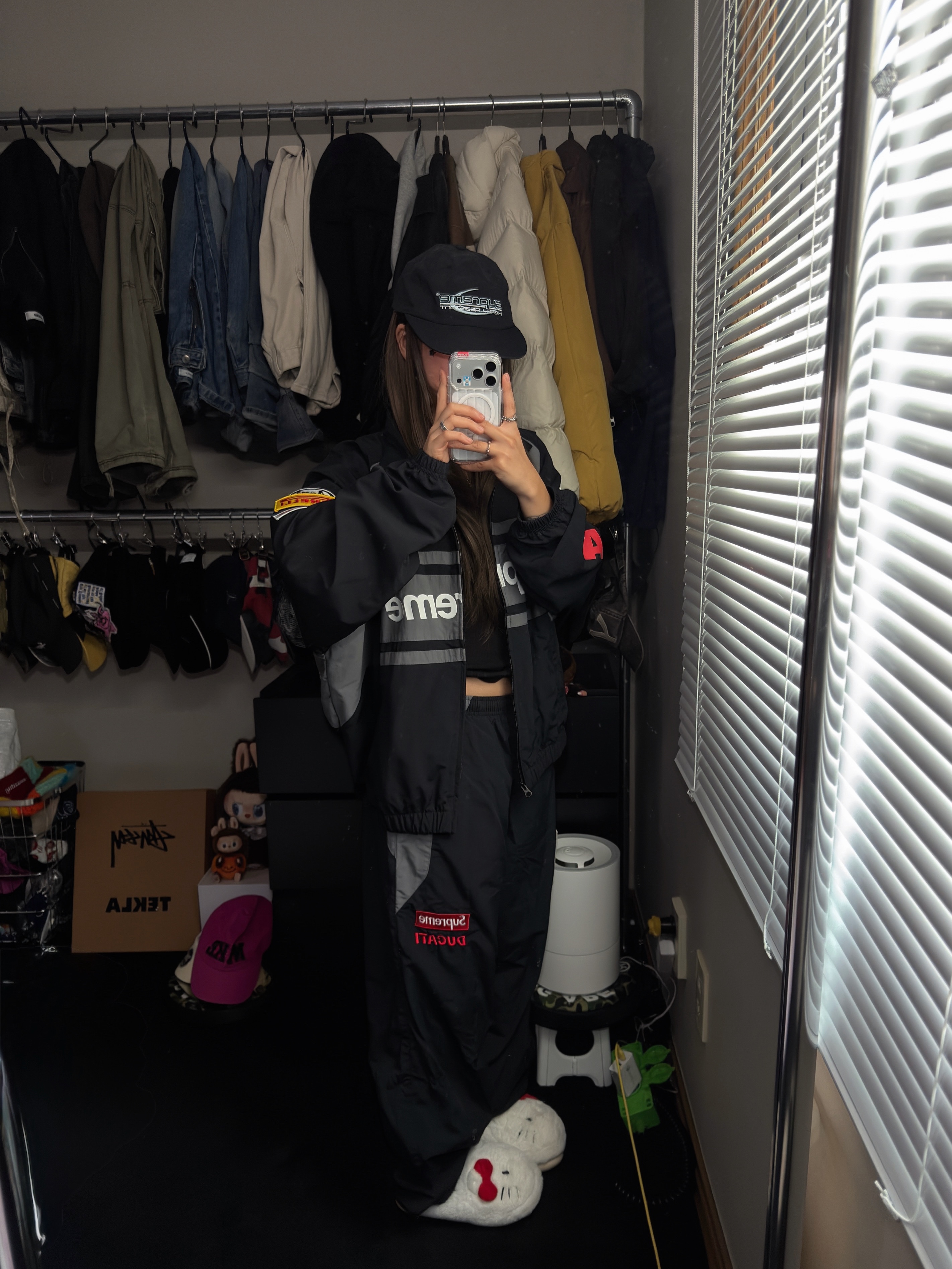 Supreme x Ducati Track Jacket Black - 24SS, Supreme x Ducati Track Pants Black - 24SS 착용 스타일