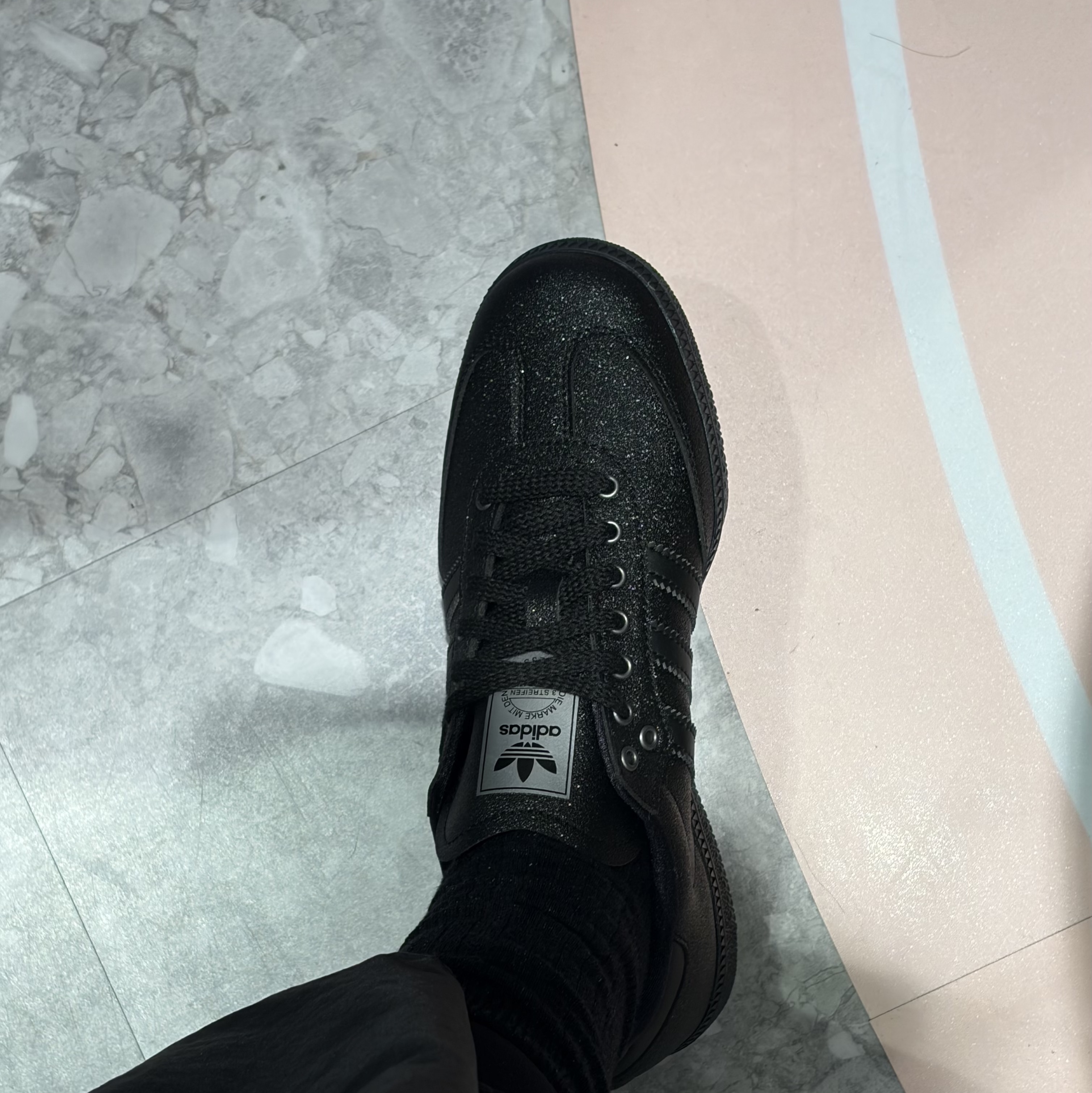 (W) Adidas Samba OG Black Core Black 착용 스타일