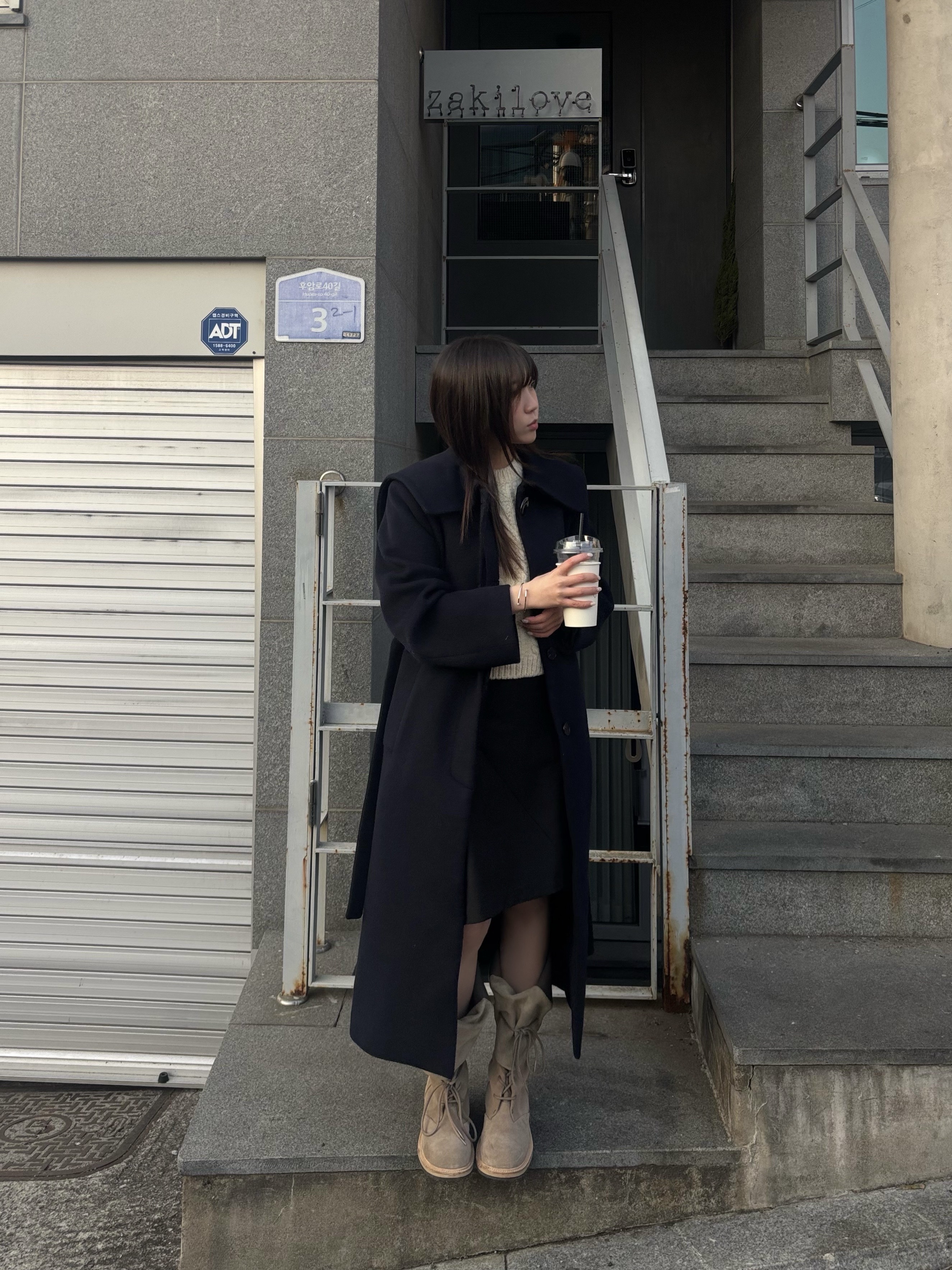[6% 적립] NegativeThree Folded lace-up long boots Sand 착용 스타일