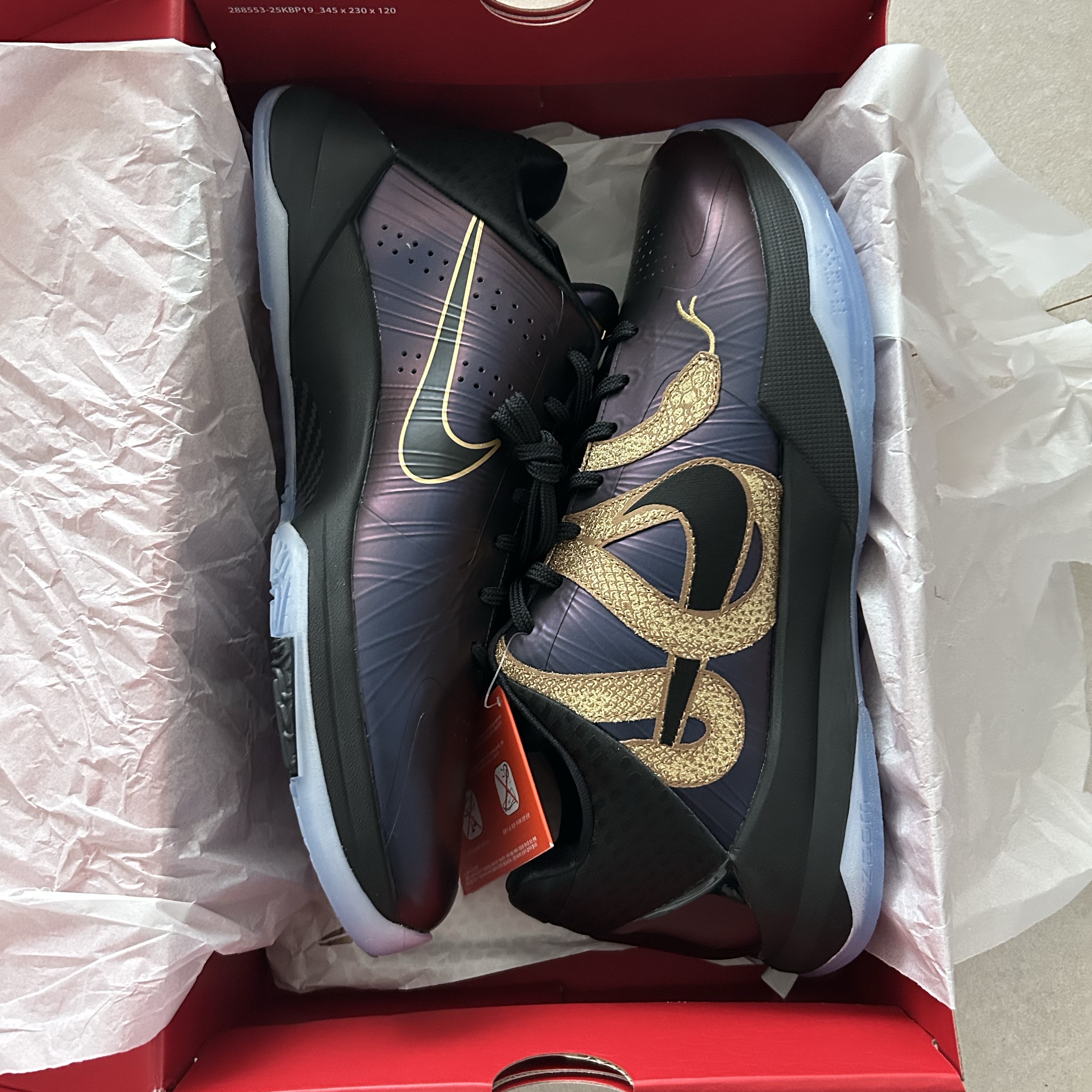 Nike Kobe 5 Protro Year of the Mamba Eggplant 착용 스타일