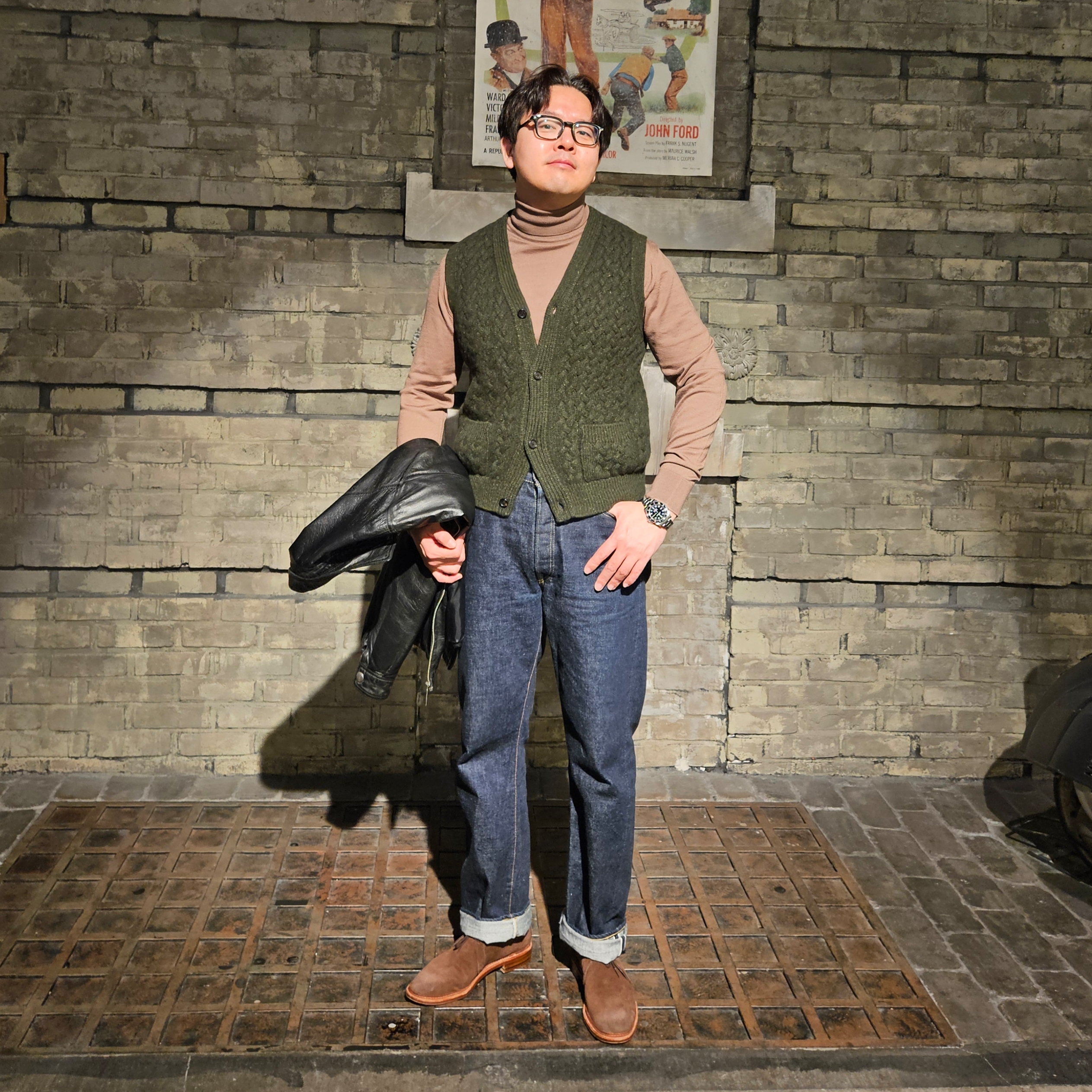 Alden 1493 Suede Unlined Chukka Boot Snuff - D, Fullcount 1101W Straight Denim One Wash Indigo Blue 착용 스타일 - 1