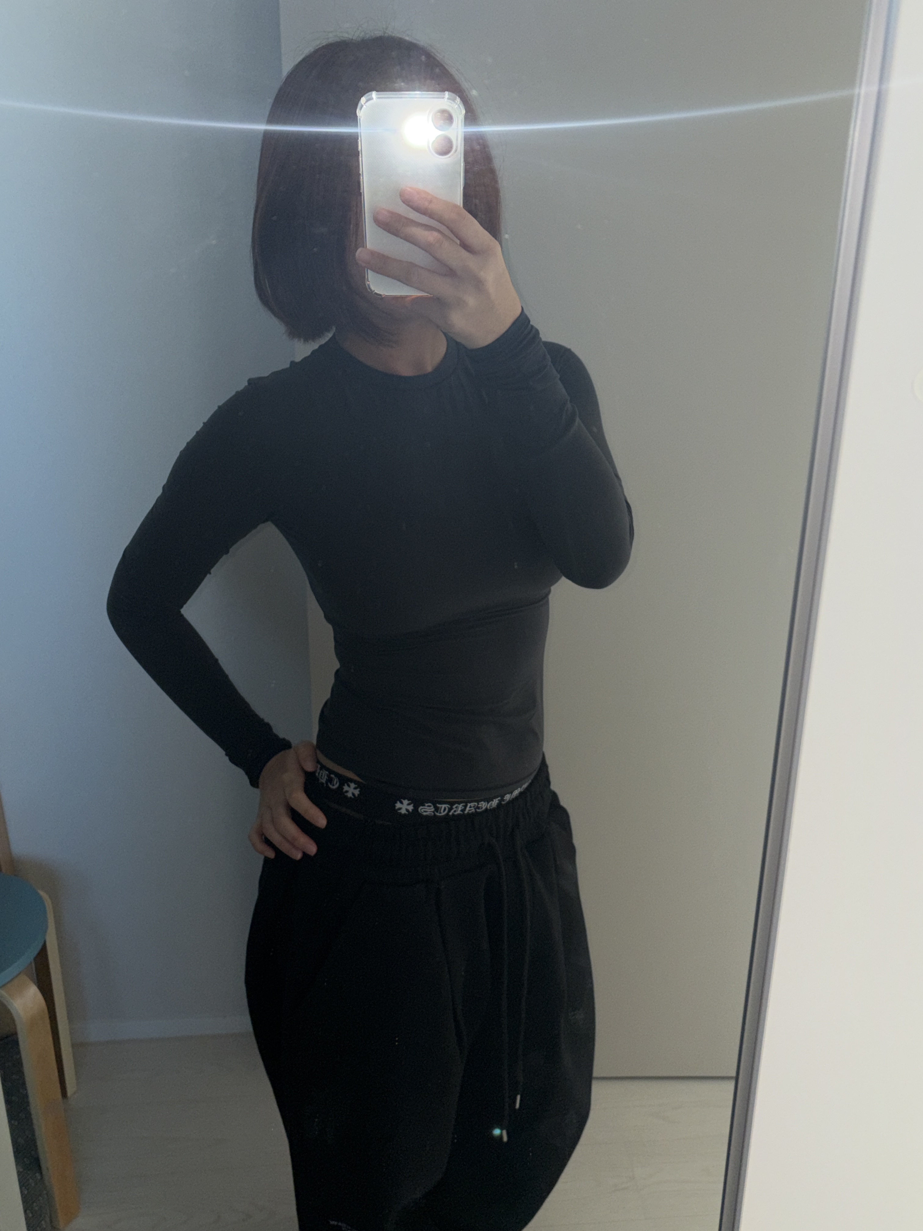 (W) Skims Cotton Jersey Long Sleeve T-Shirt Soot, Chrome Hearts Boxer Brief Black 착용 스타일