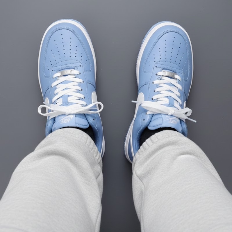 Nike Air Force 1 Low Retro Color of the Month University Blue 착용 스타일
