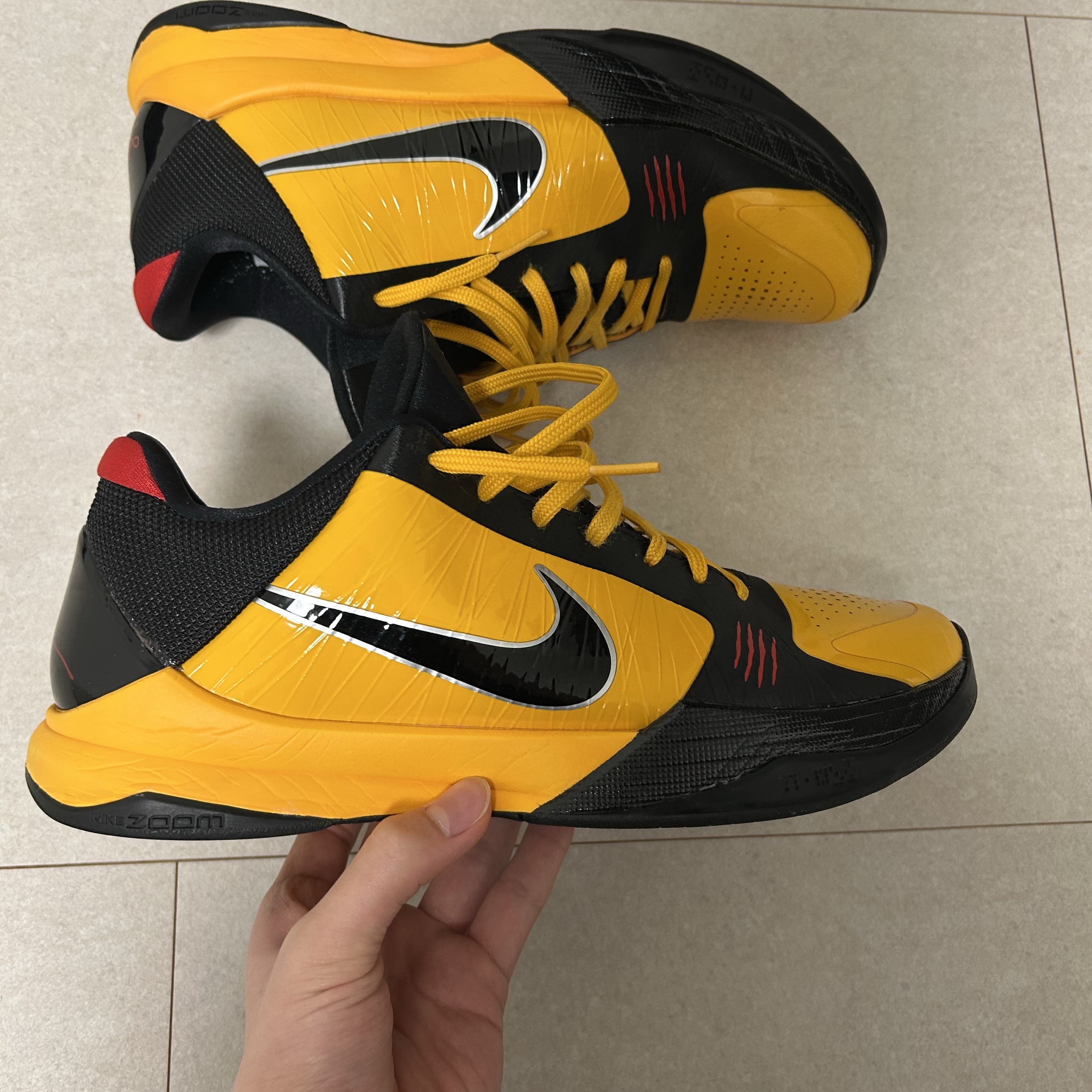 Nike Kobe 5 Protro Bruce Lee 착용 스타일
