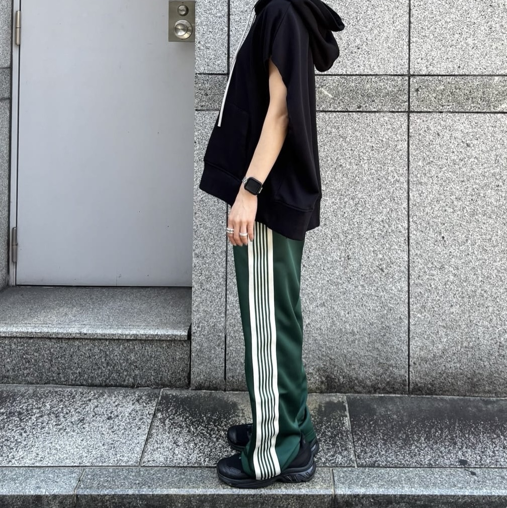 Needles x LHP Track Pants Poly Smooth Green - LHP Exclusive 착용 스타일 - 2