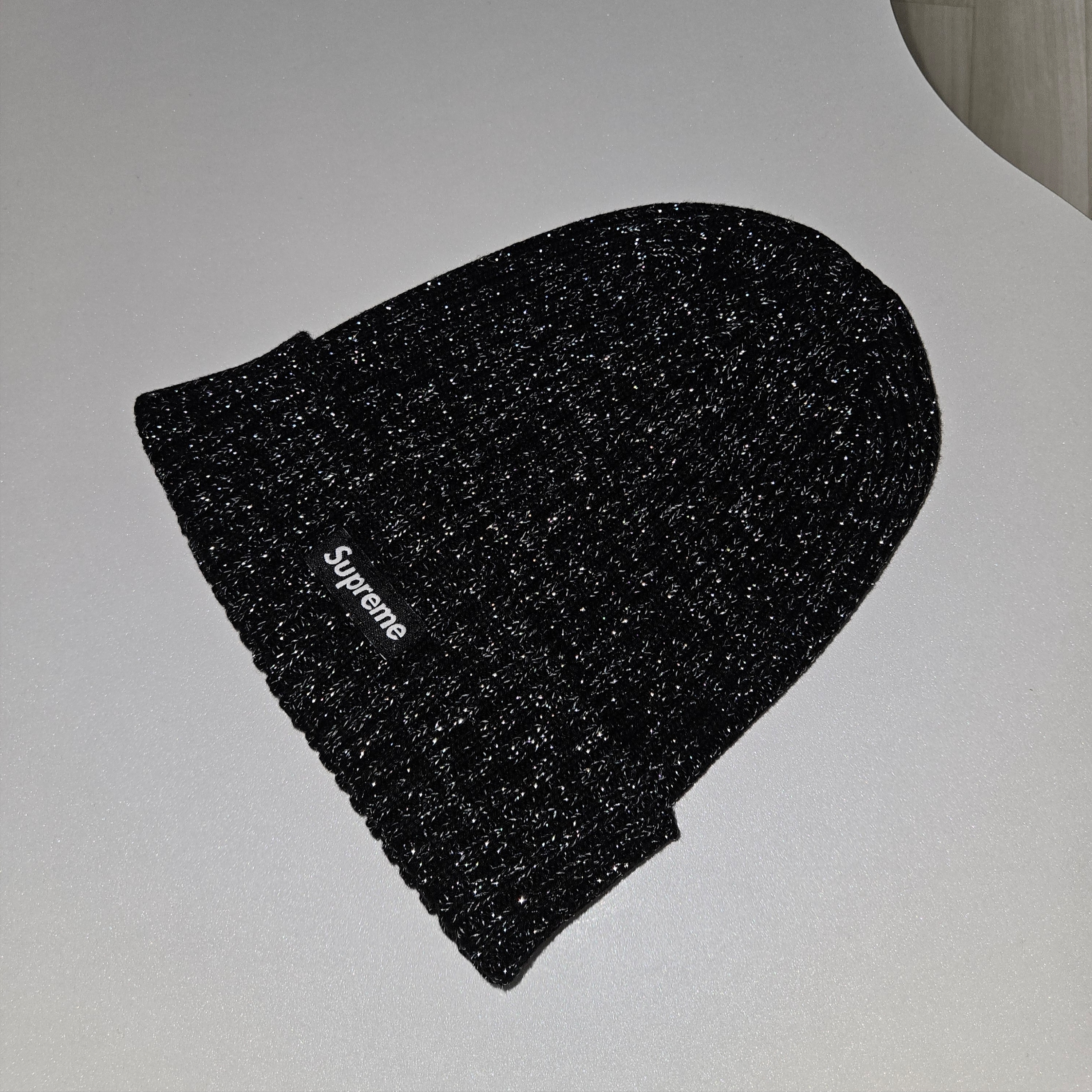 Supreme Overdyed Beanie Metallic Black - 25SS 착용 스타일 - 2