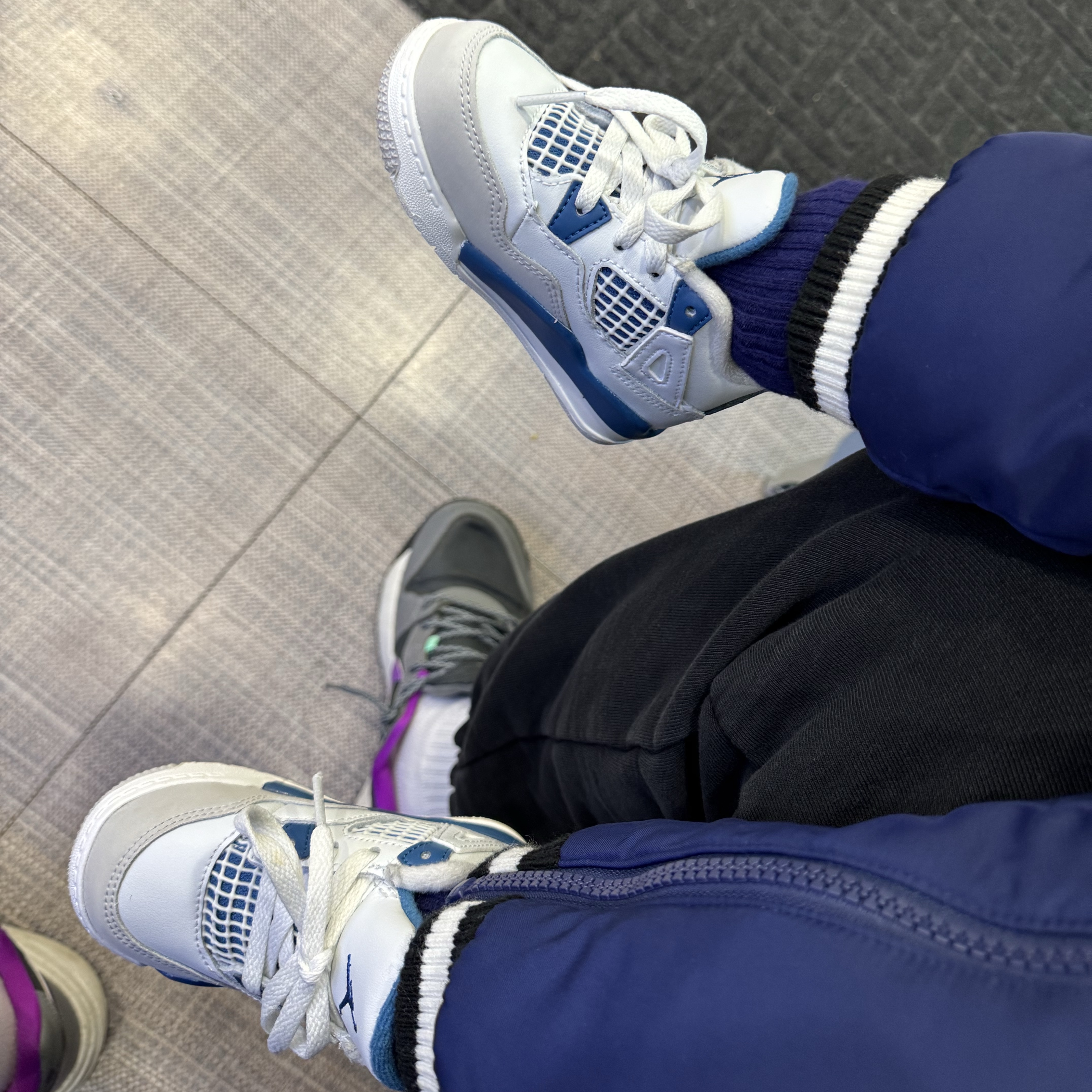 (TD) Jordan 4 Retro Industrial Blue 착용 스타일