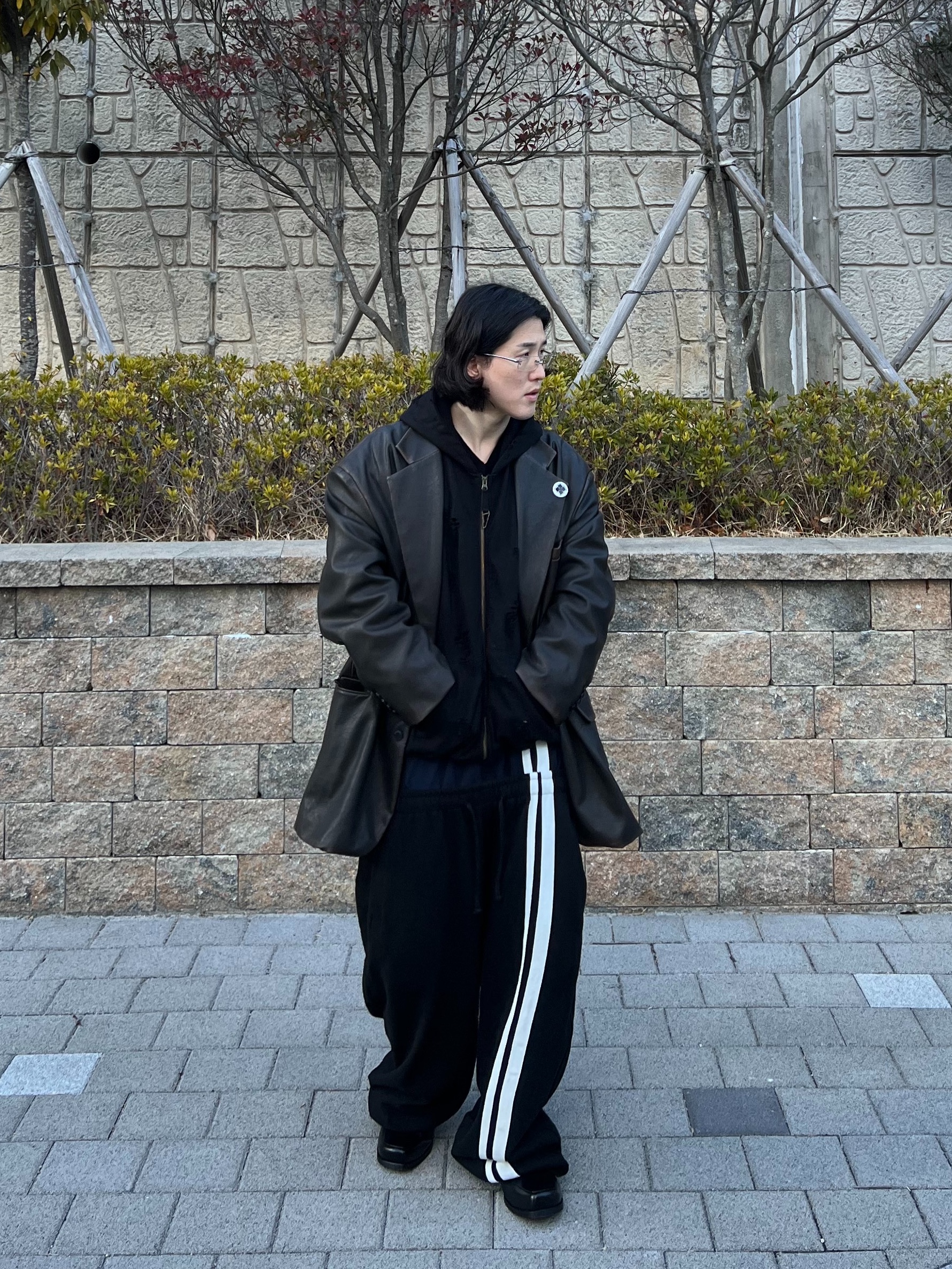 ROARINGRAD Double Waist Sweat Pants Black, Gentle Monster Paranoyd 02 Silver Clear 착용 스타일 - 2