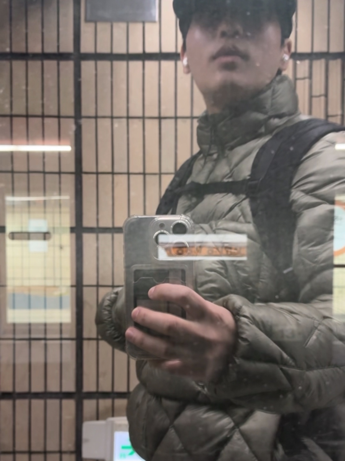Roa Nuna 800 Fill Power Hooded Down Jacket Sage Green, Stussy Denim Big OL' Jean Light Wash 착용 스타일 - 2